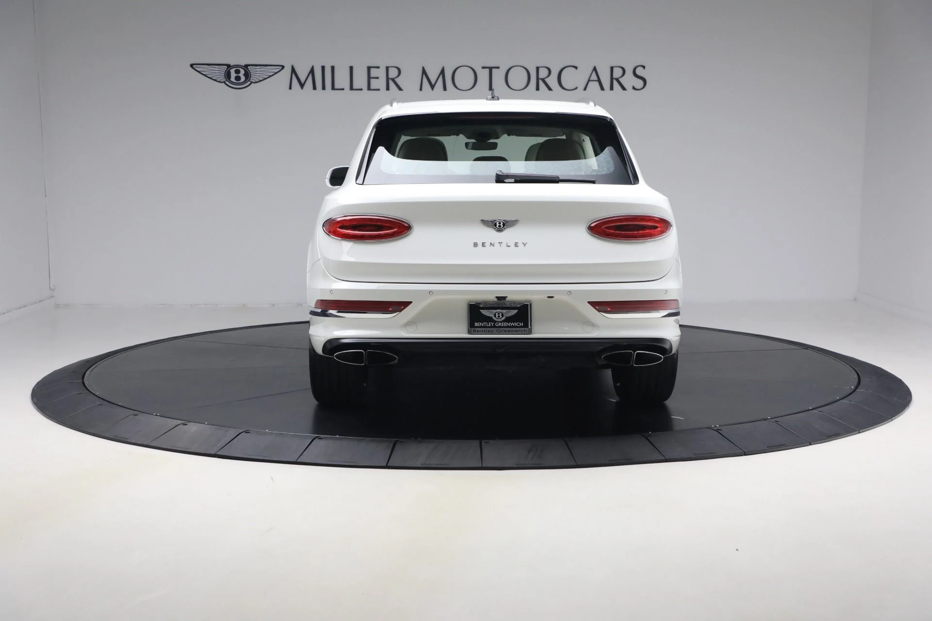 mph005_3315996777_Used_2022_Bentley_Bentayga_V8_1777753010_fac1f15e5b