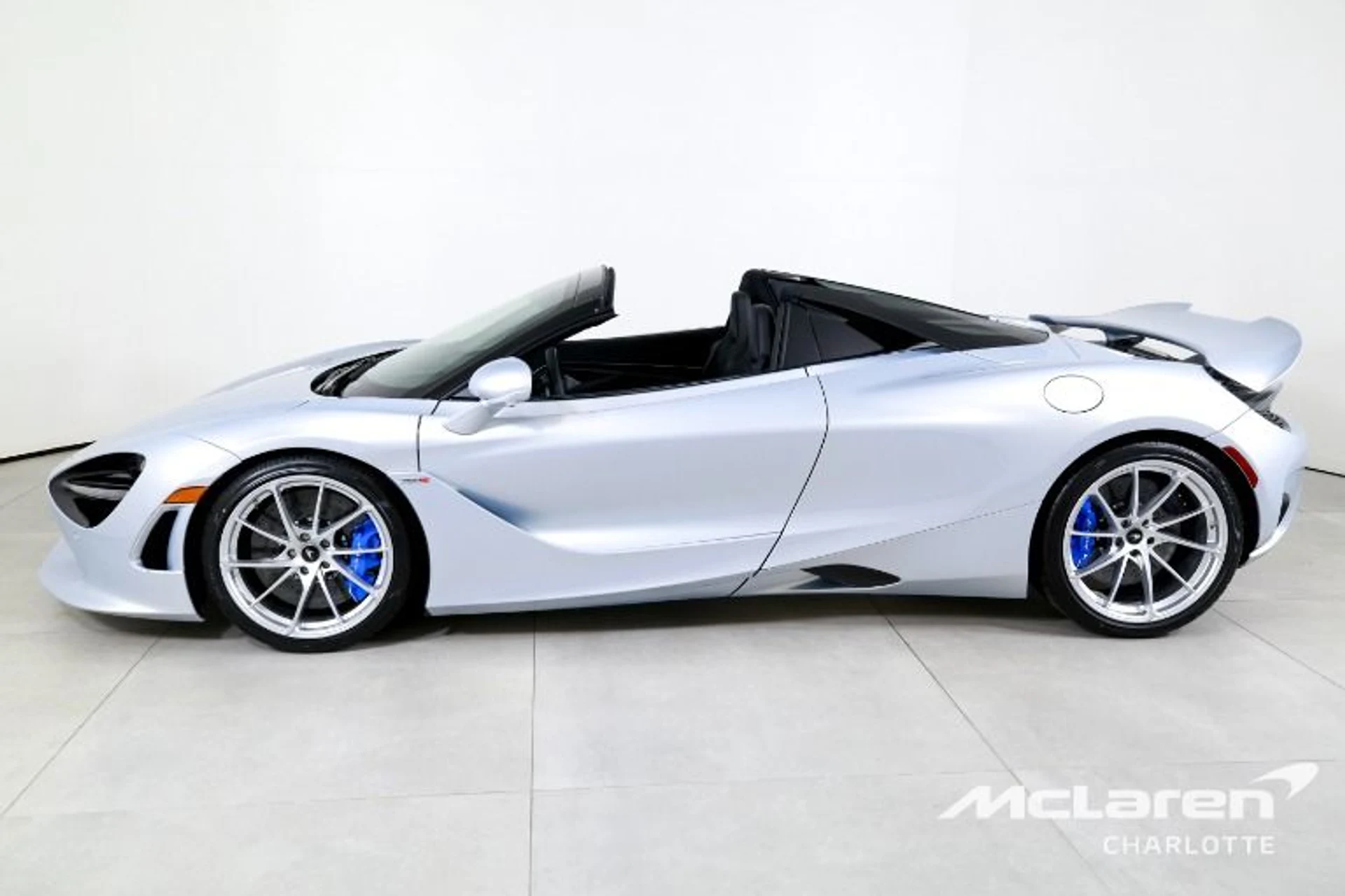 mph005_3321358049_Used_2026_Mc_Laren_750_S_Spider_a7149cfe4e