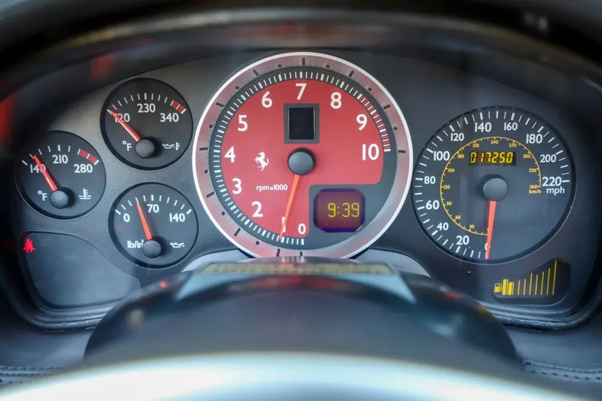 mph005_3327208509_2d4540875daf14a491abd3336aceadf8_783ee6f531