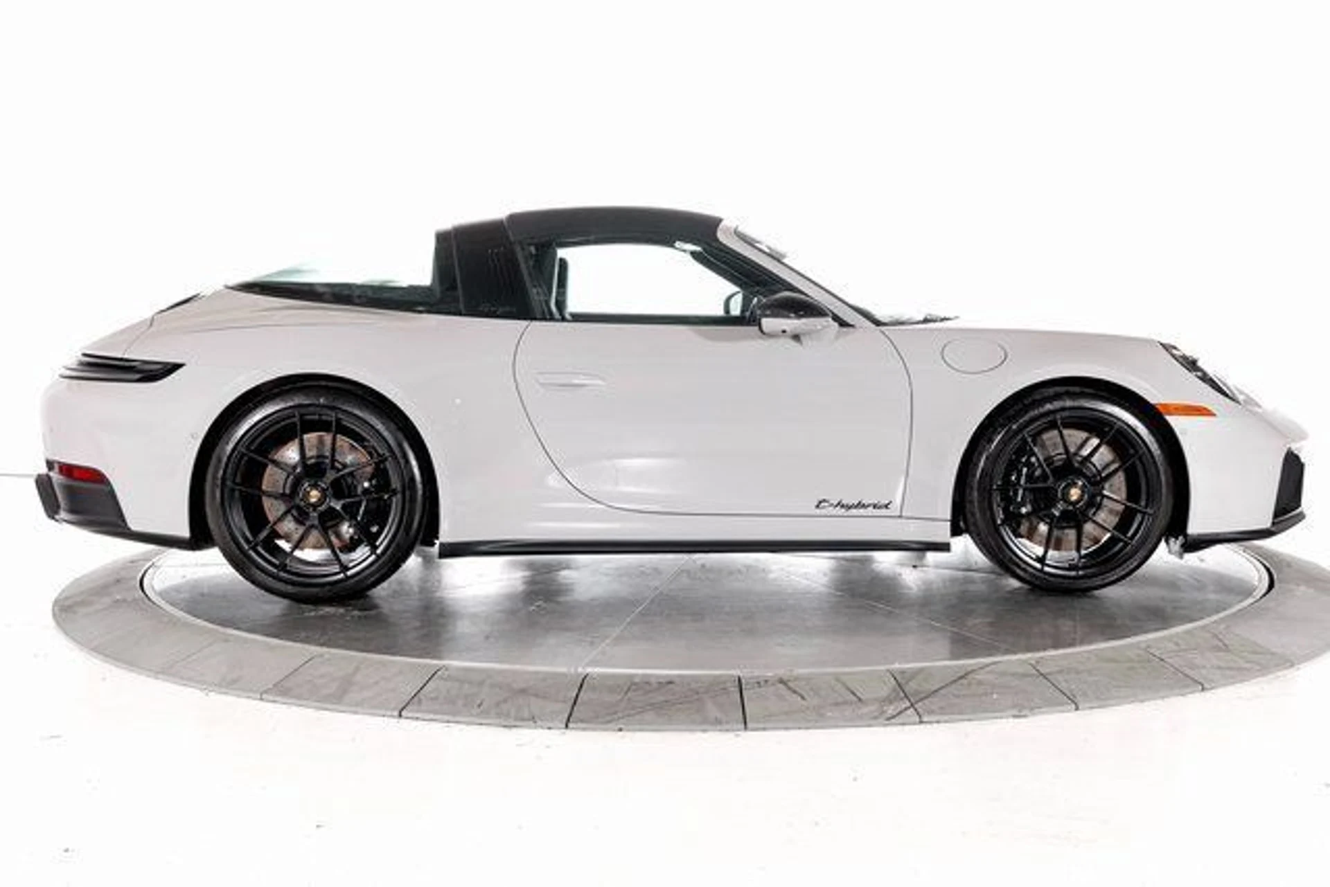 mph005_3331796314_38f3e5c0f47352c7784cd02644bd532ax_2af2ae7990