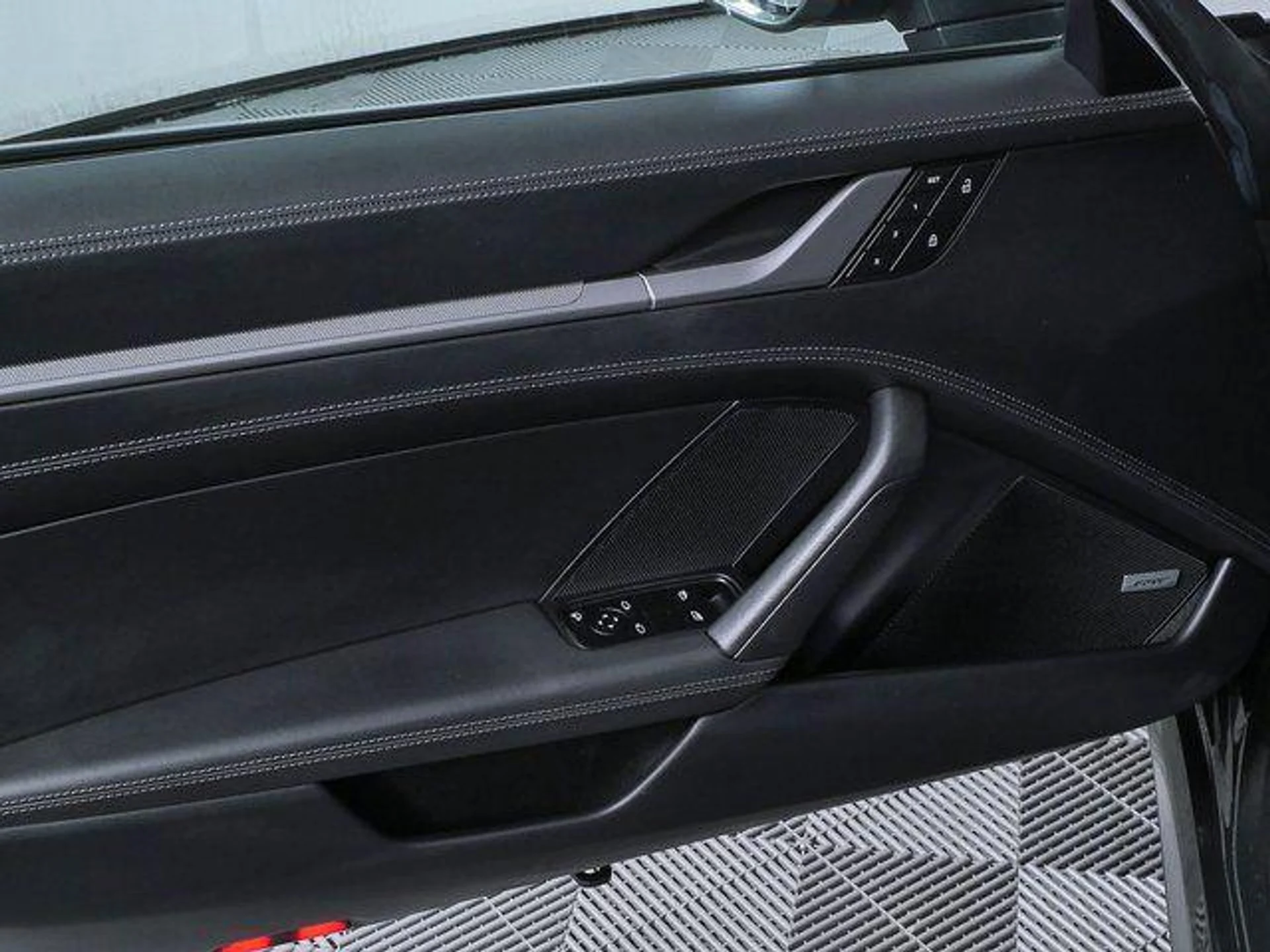 mph005_3334157059_d4n_Gyp_N_Nd_V82_FC_8_Wc6_Lihm_WX_Wv0_f45be5378e