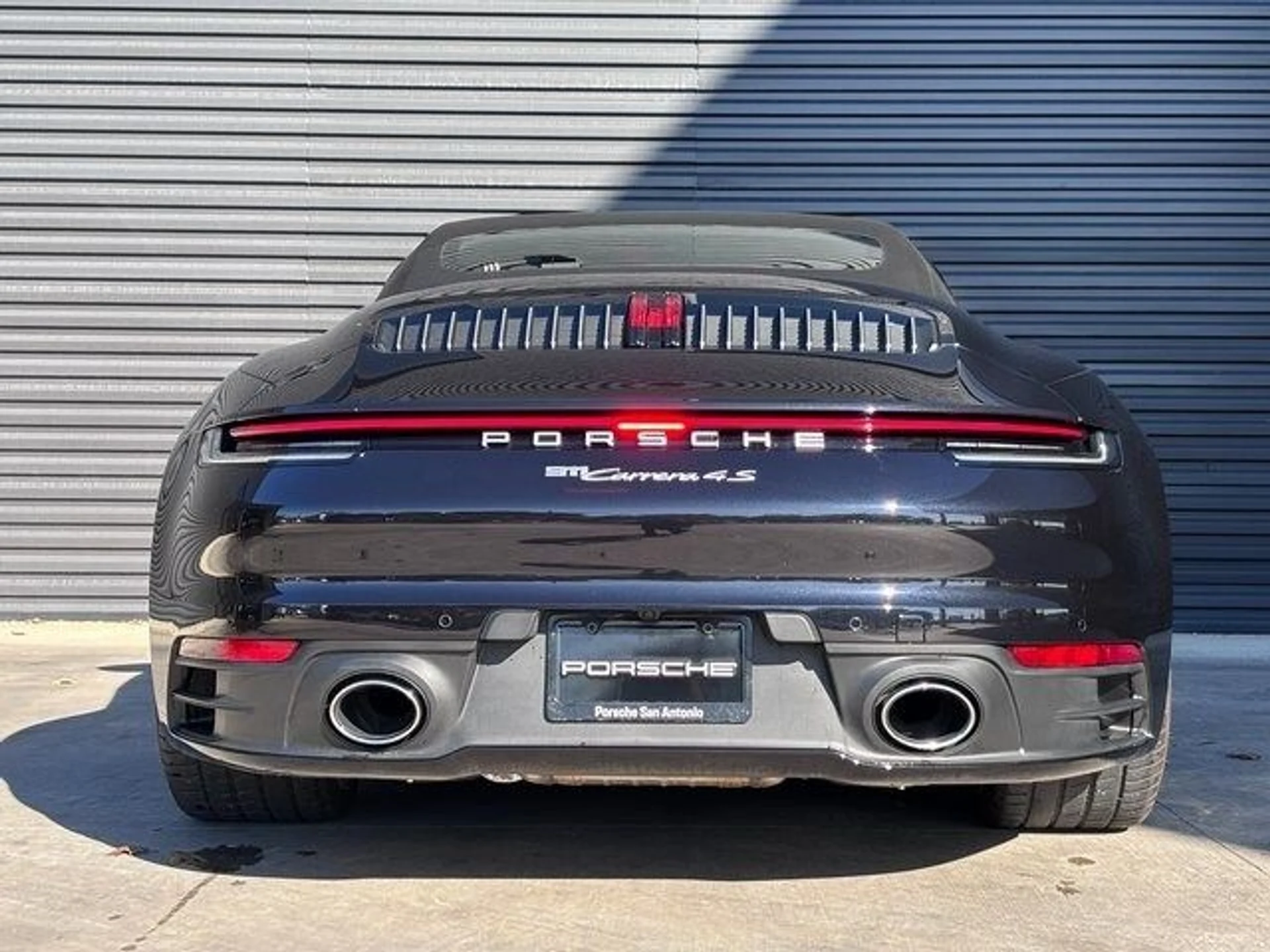 mph005_3335387347_04a10fa1522a4db5122e8d4cea6fc9a1x_86875fdb01