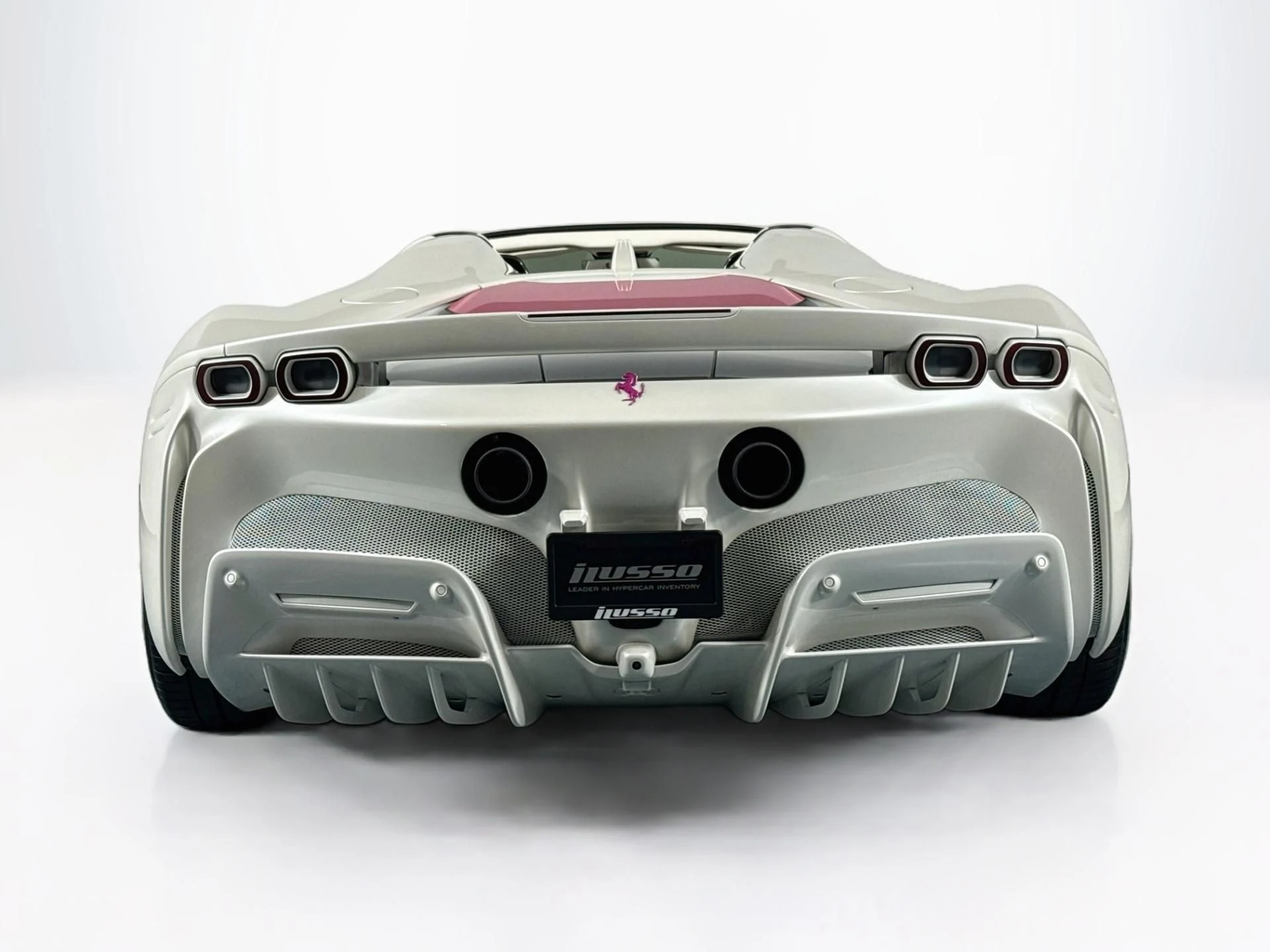 mph005_3340515484_Used_2024_Ferrari_SF_90_Spider_1787783946_6306f14554