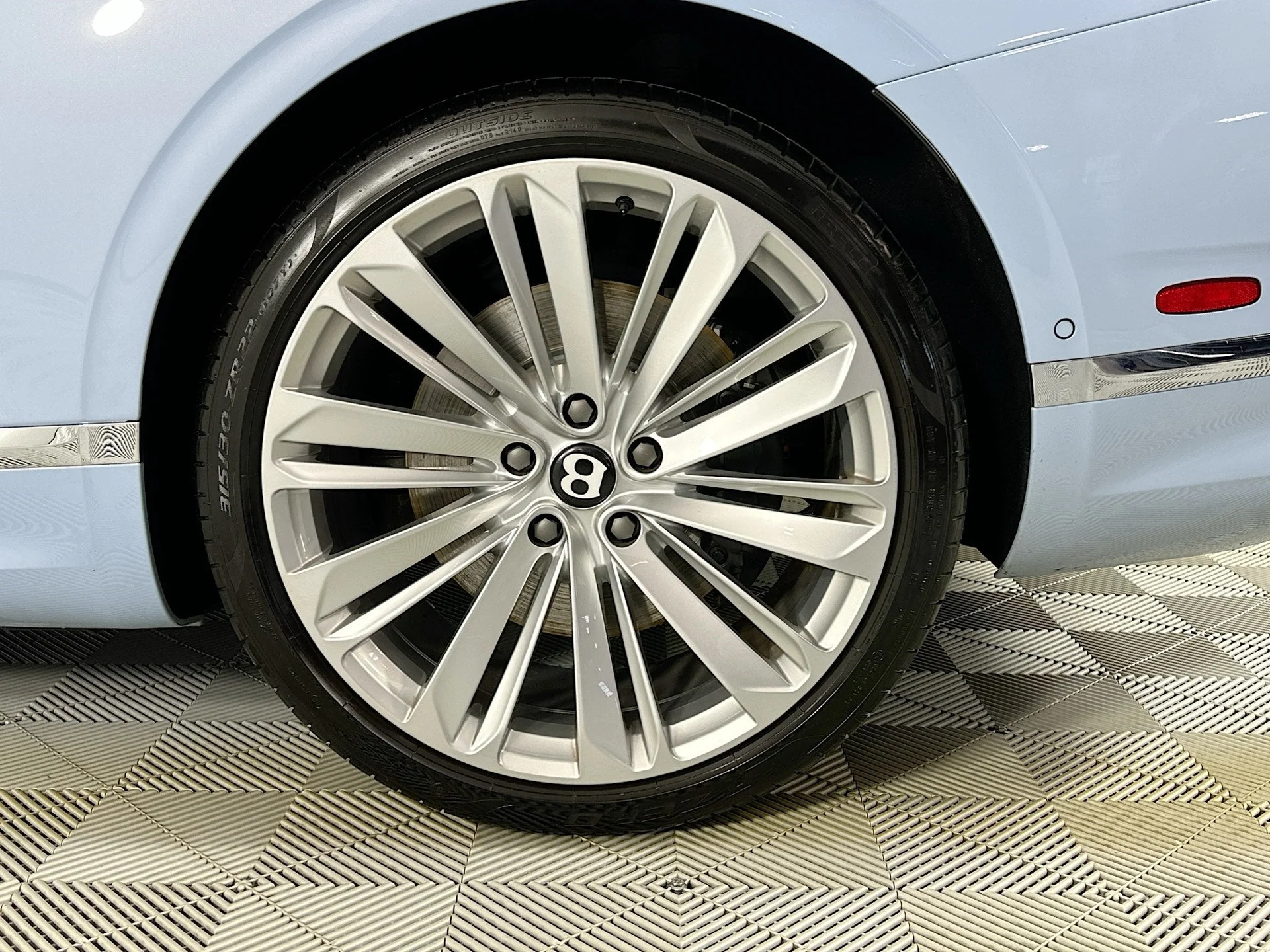 mph005_3341223599_6_92e8741810