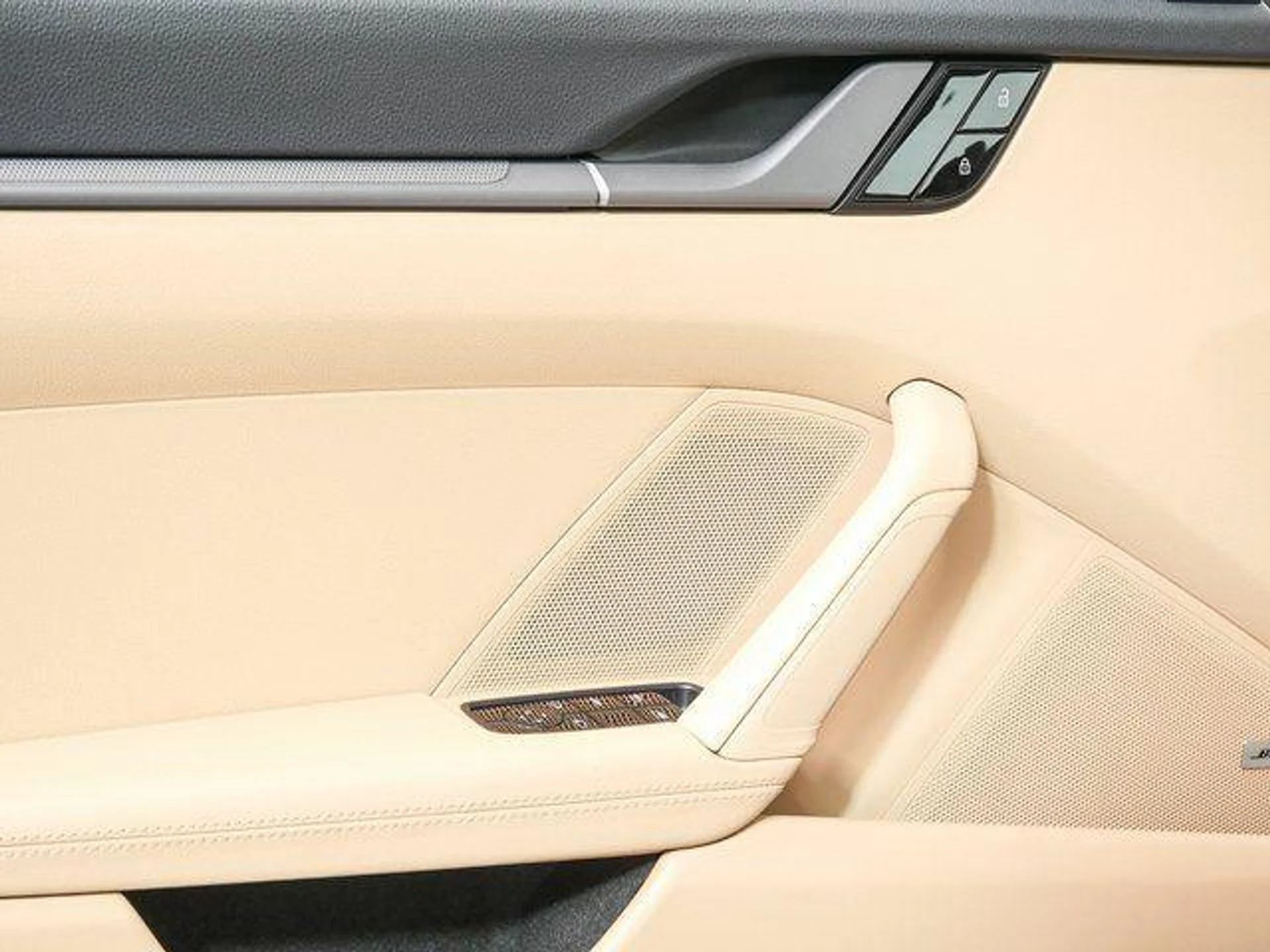 mph005_3343954173_of37o_DE_l_I_Nj_P_Gq5_A_Ux0_RL_7cu_I_9831cdb6a8