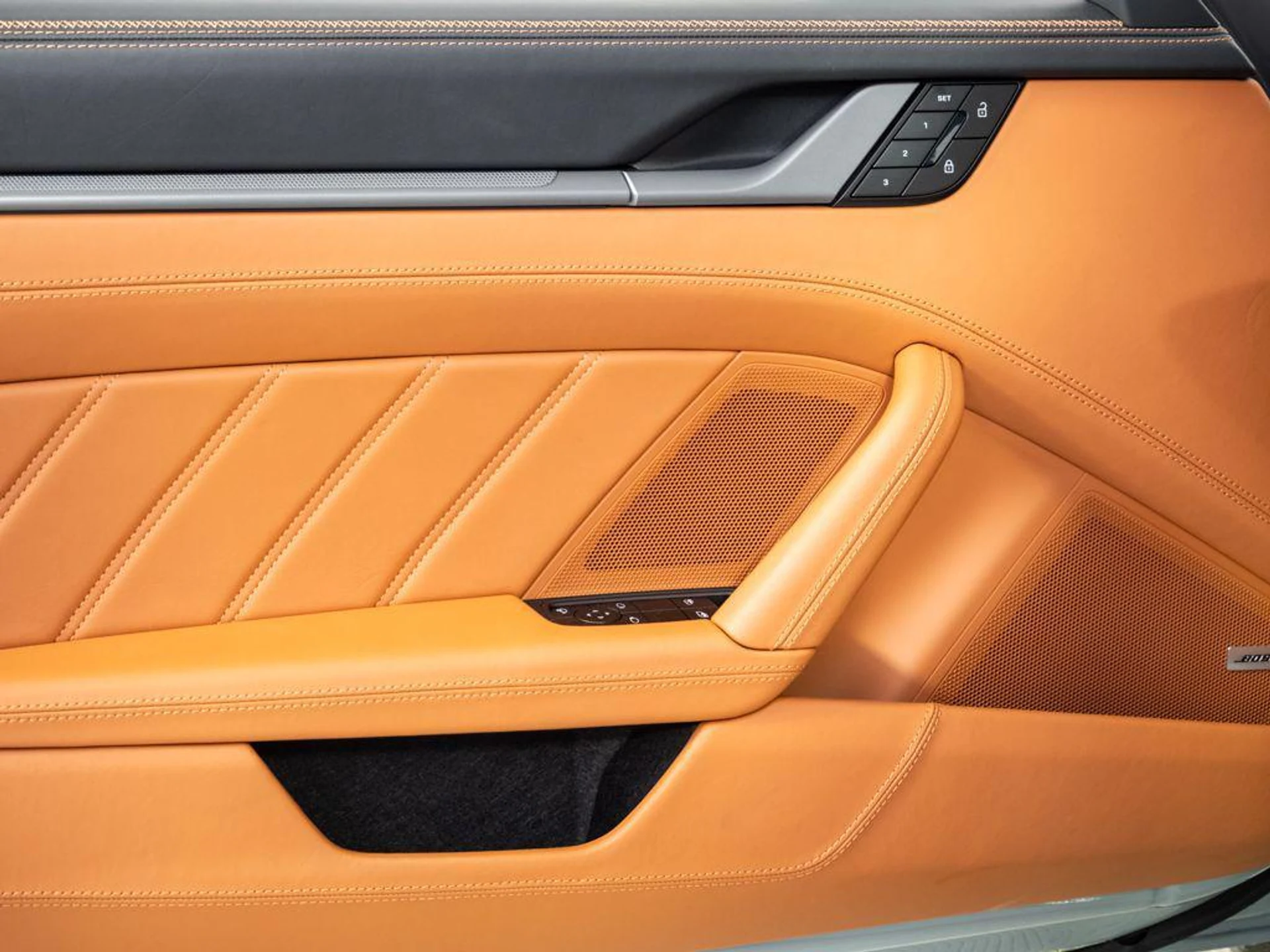 mph005_3351285774_h3_Nvw4_S_Pw_Q9xnbhpid6r_RI_Fn_Hec_d2b031ba84