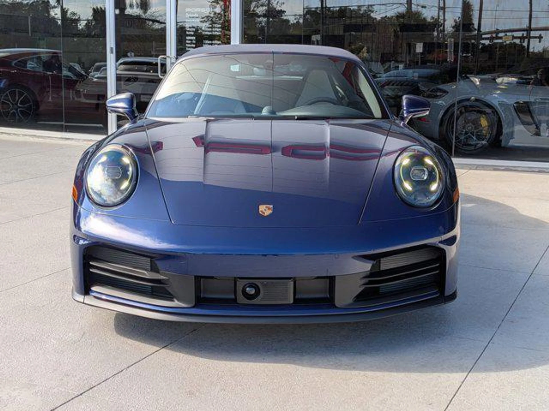 mph005_3352930349_GPX_Qaj_Xt7lp_Nc_En6u_Xfcgq97no_f22ccccfff