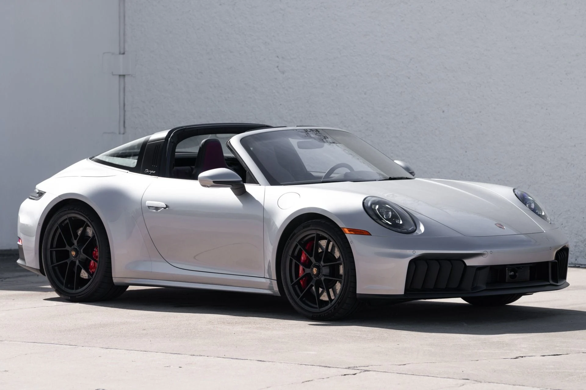 mph005_3352941573_Used_2026_Porsche_911_Targa_4_GTS_Targa_4_GTS_1767211945_efb1c055e8