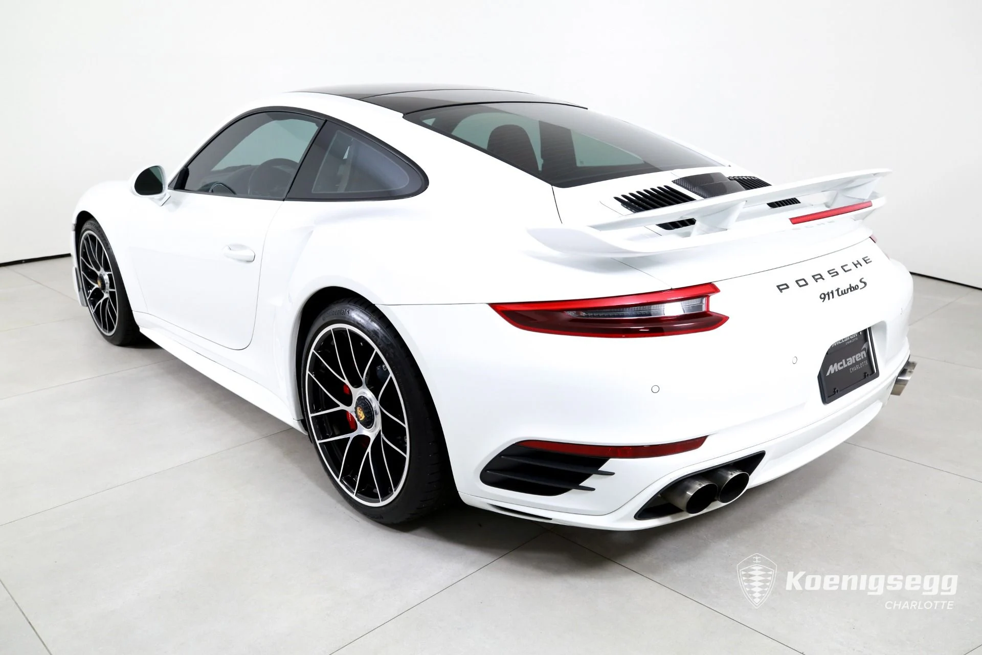 mph005_3368604990_Used_2018_Porsche_911_Turbo_S_1782495119_9018773c01