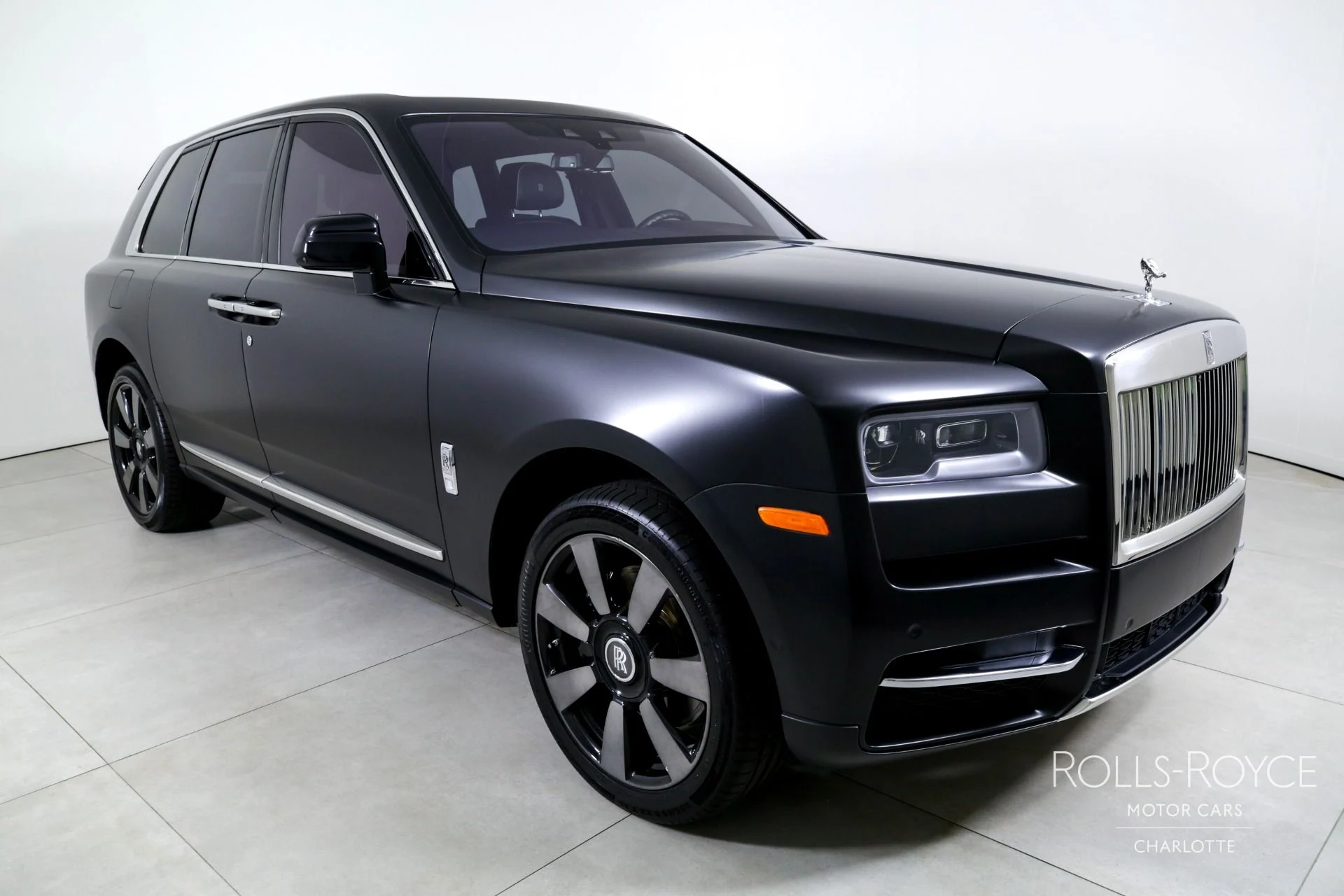 mph005_3380244101_Used_2023_Rolls_Royce_Cullinan_1749155618_37c2722cc6
