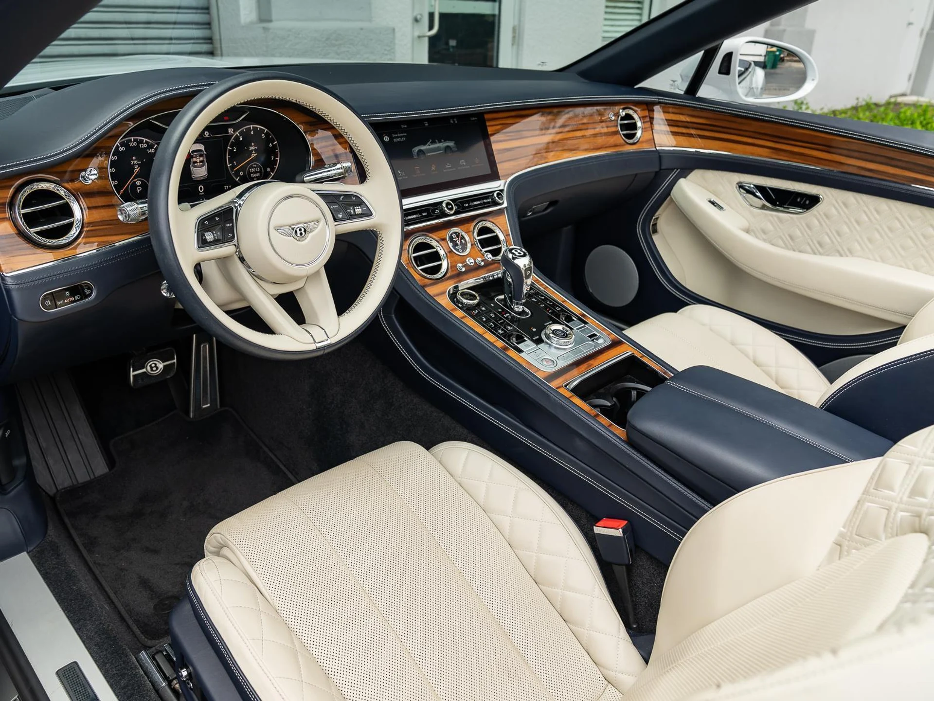 mph005_3388771780_Used_2021_Bentley_Continental_GTC_Mulliner_GT_Mulliner_V8_1775769025_5fcf9b8765