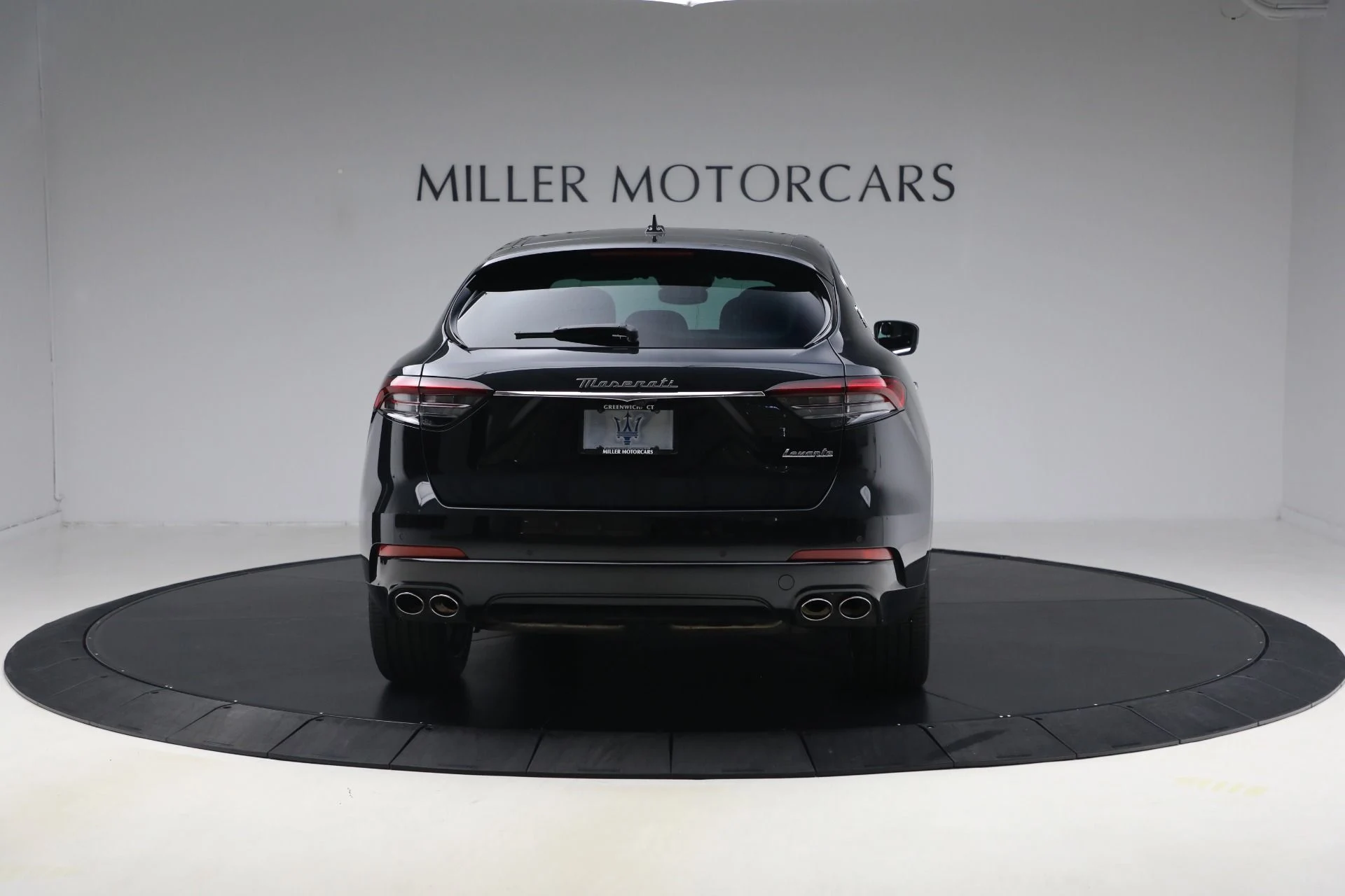 mph005_3404623351_Used_2023_Maserati_Levante_GT_1791466885_5bc1faec2d