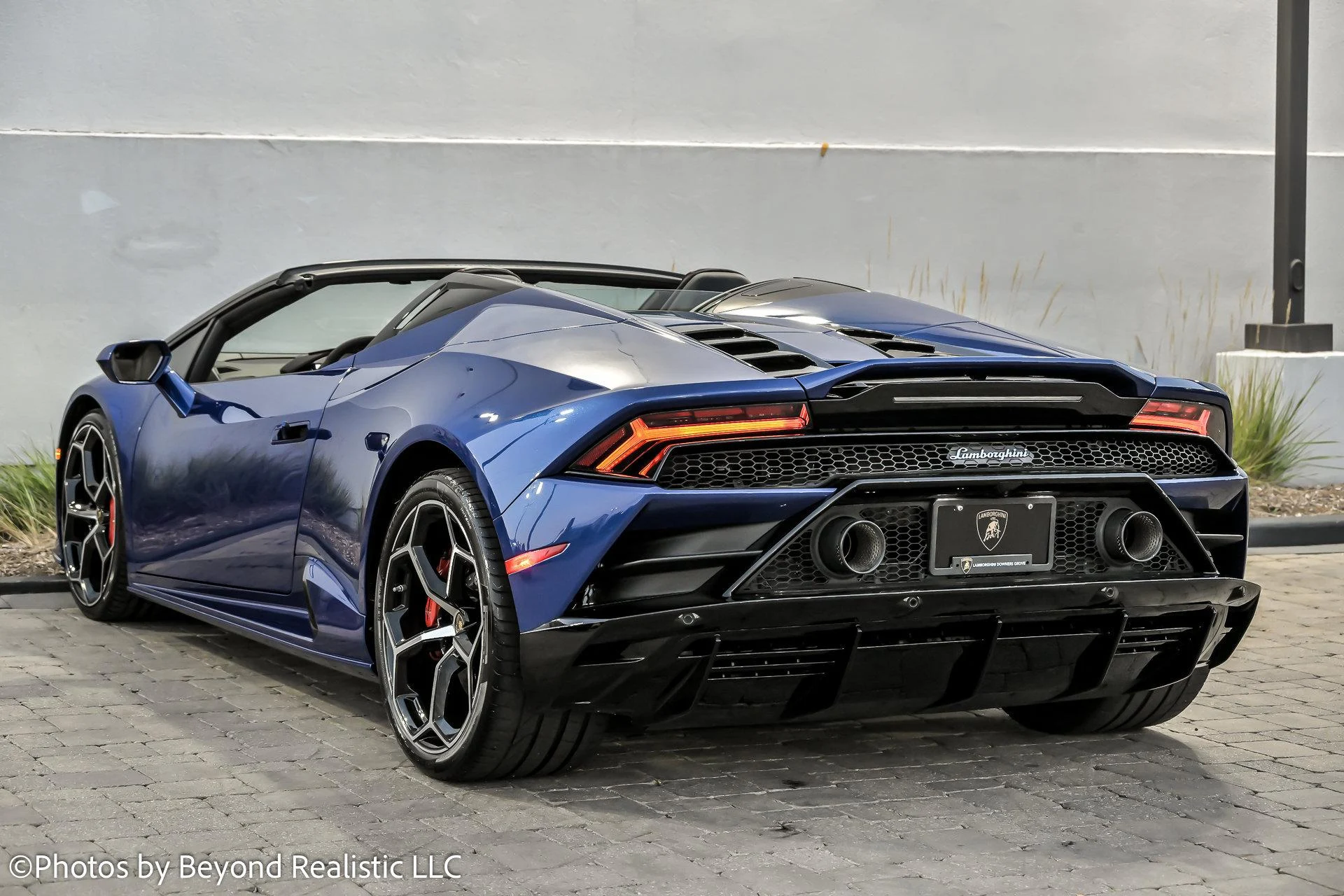 mph005_3407977630_Used_2020_Lamborghini_Huracan_EVO_Spyder_1758788081_337c44850a