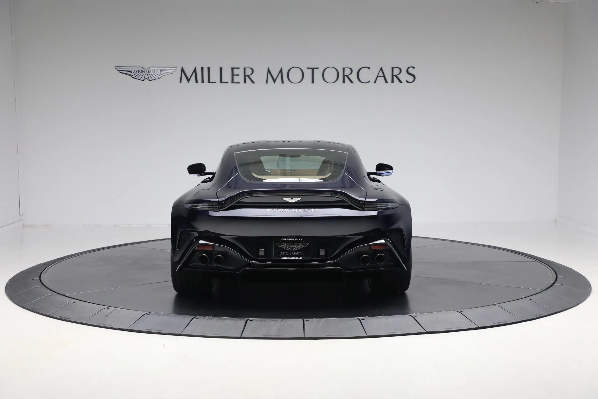 mph005_3425617027_New_2026_Aston_Martin_Vantage_31512dd7b9