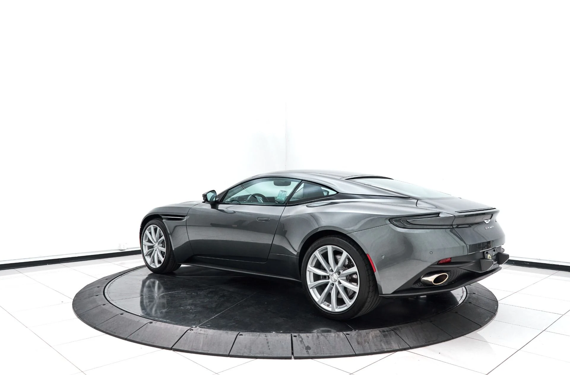 mph005_3425859959_Used_2019_Aston_Martin_DB_11_Base_1627672022_707583d959