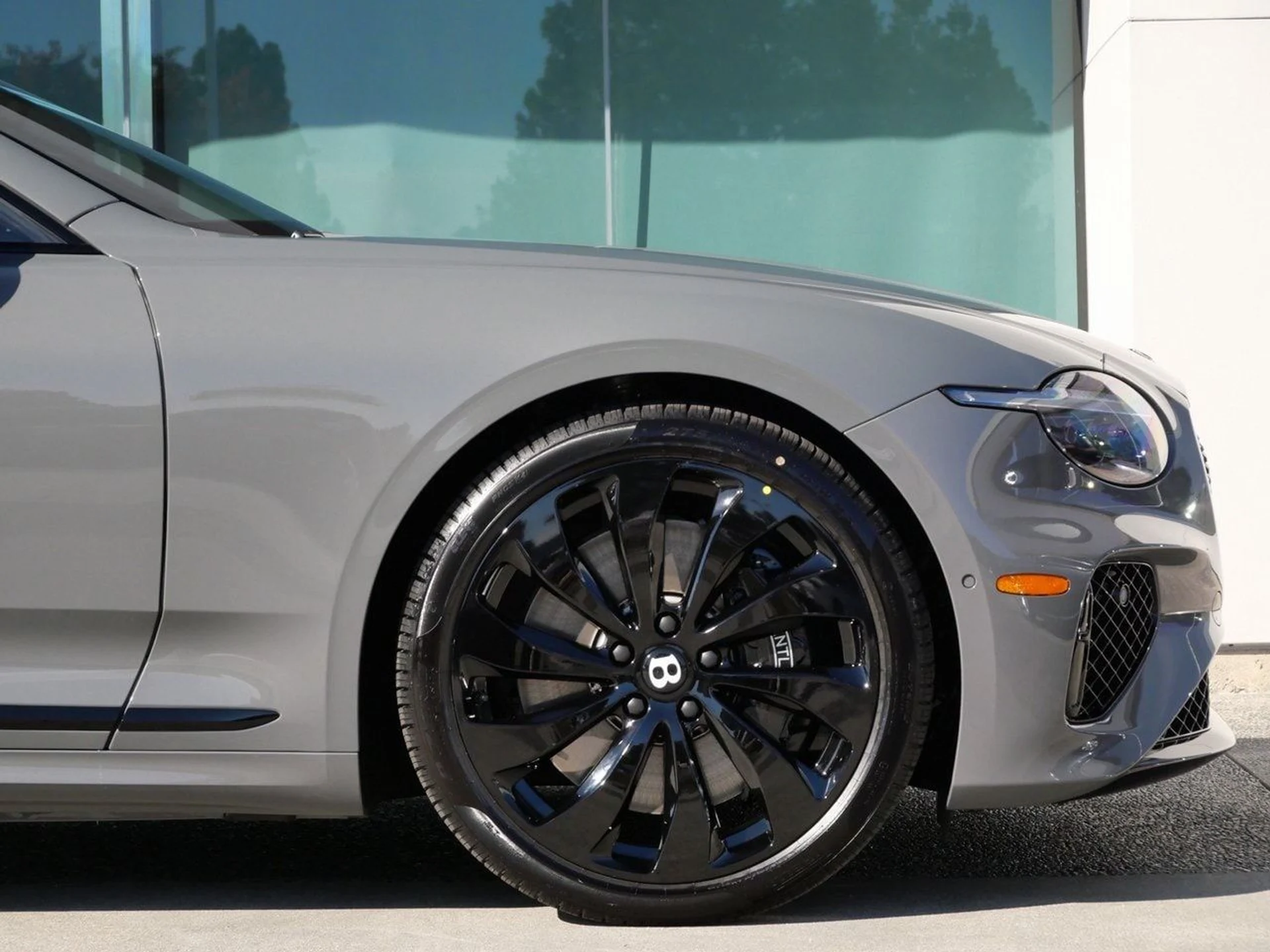 mph005_3426828008_853f25af7c1926e9e8c24a78bb8cb626x_2c512a688c