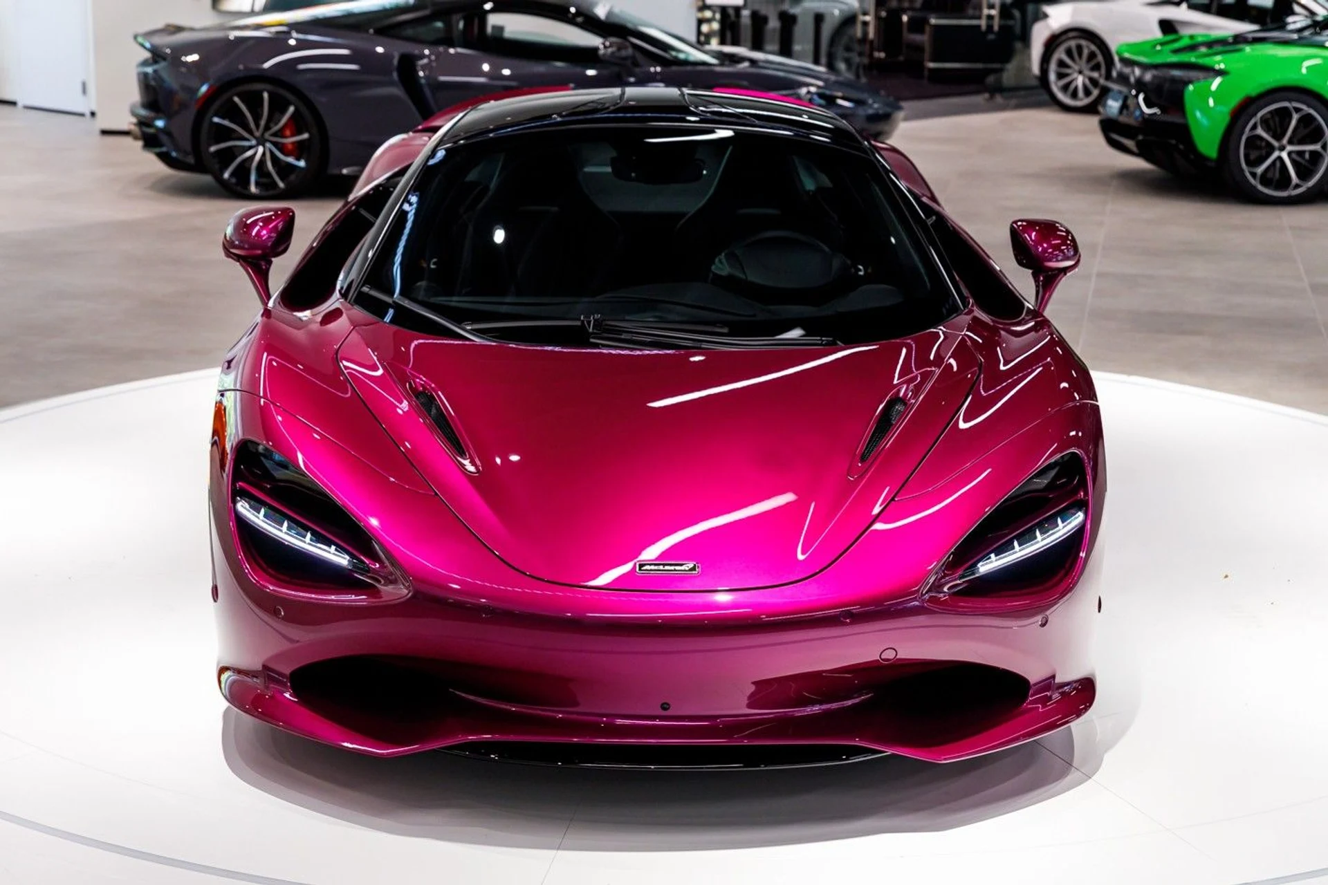 mph005_3432832478_676_p6_l_5f06b8c016