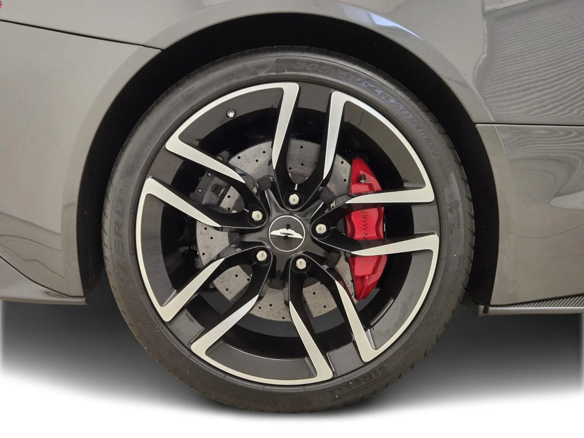 mph005_3435358555_Used_2015_Aston_Martin_Vanquish_Volante_1756882923_52b7add8fa