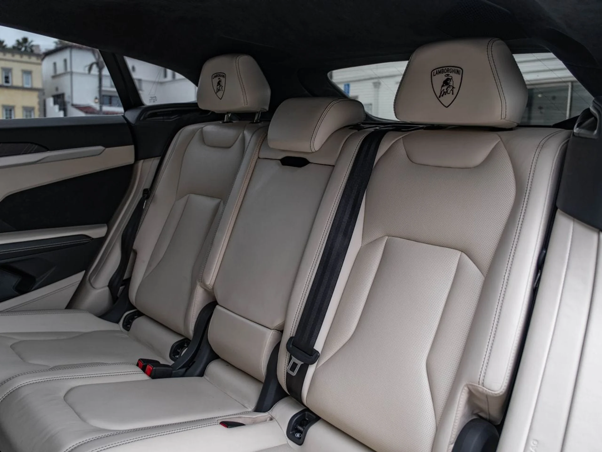 mph005_3439400754_4037a0866bc2e12f333ff3f1a2bf7460x_1c3ef20dd1