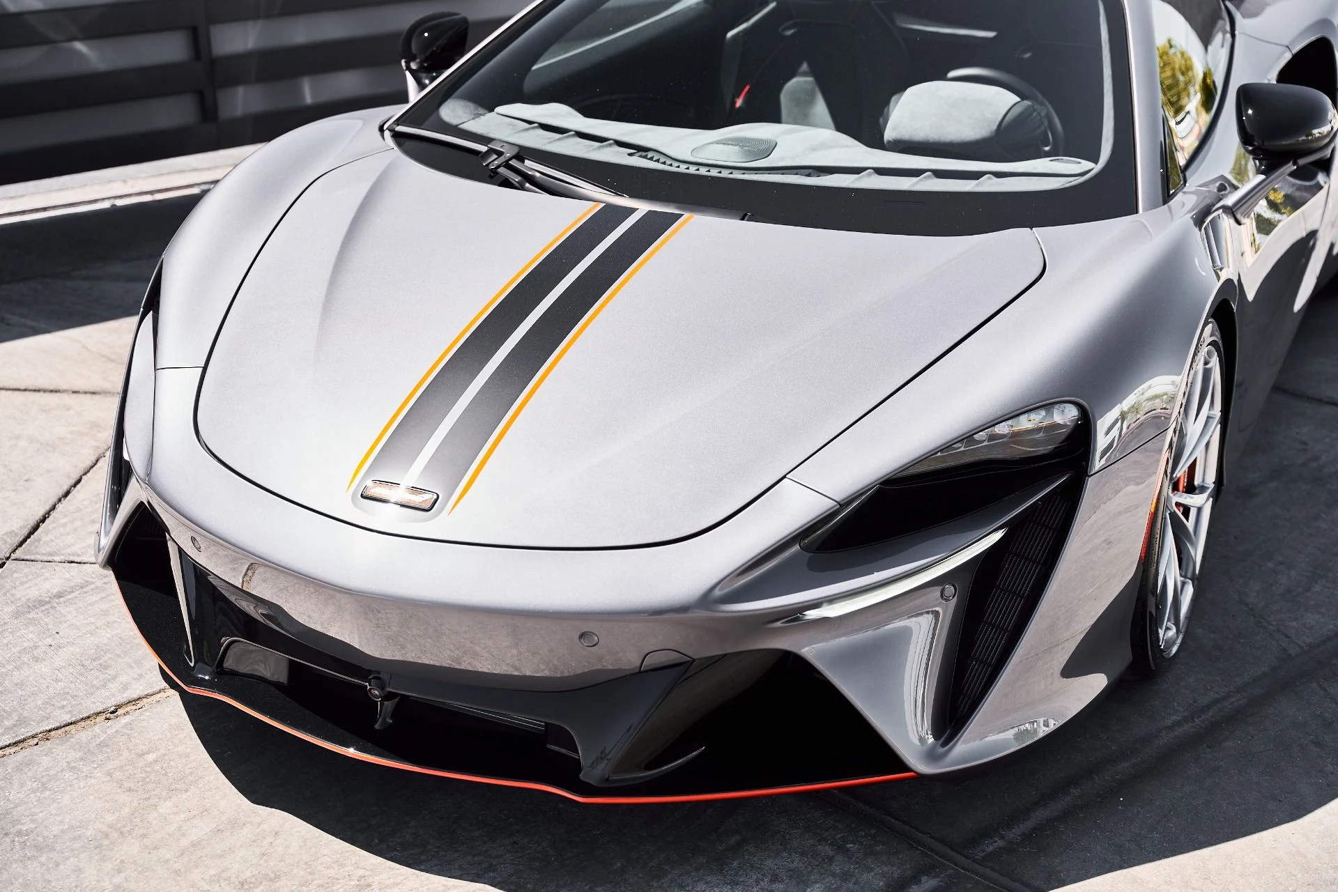 mph005_3441703565_Used_2024_Mc_Laren_Artura_Performance_1780188944_31223166b0