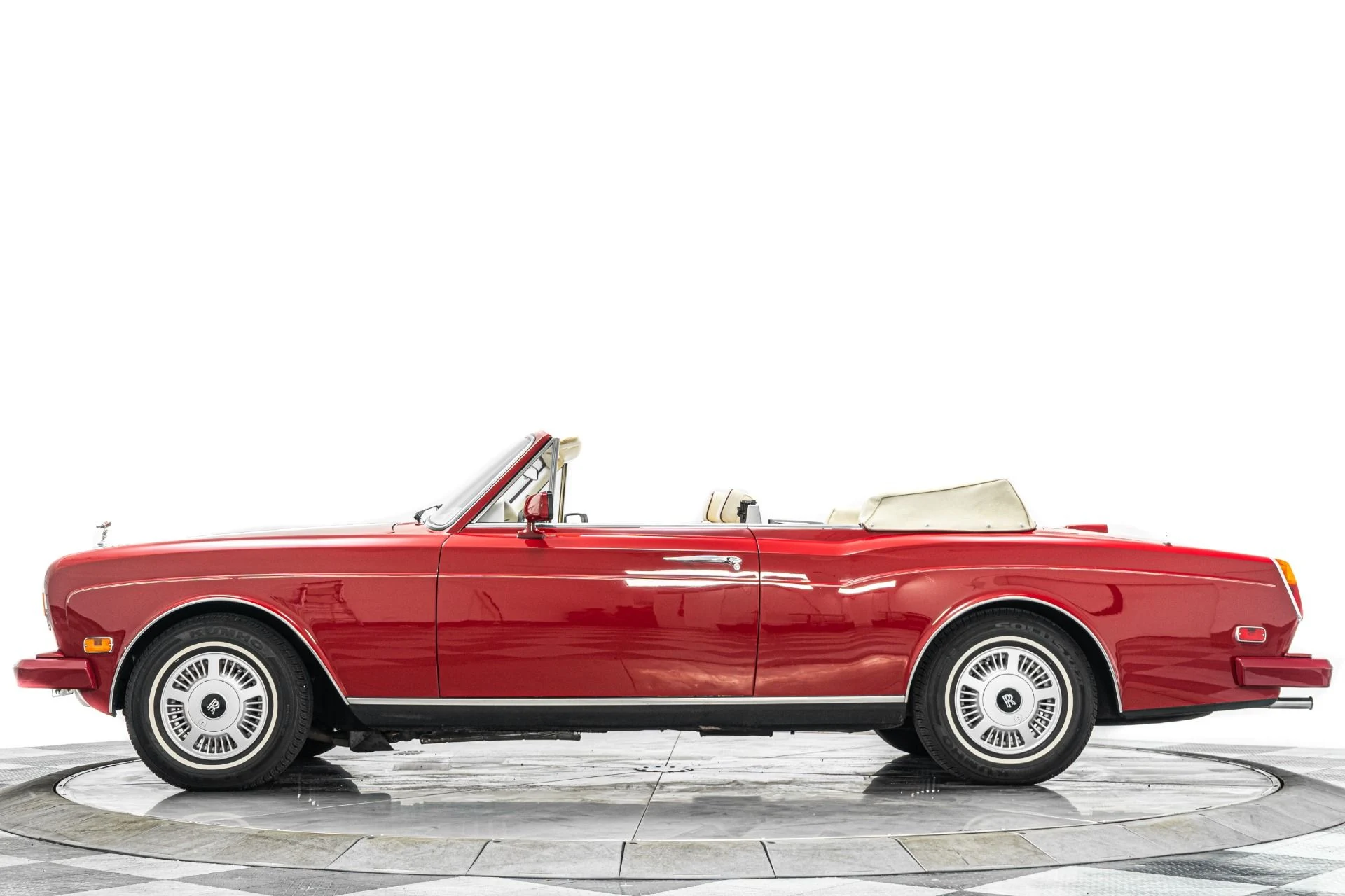 mph005_3448928864_Used_1987_Rolls_Royce_Corniche_II_1780955693_5d8bb90a24