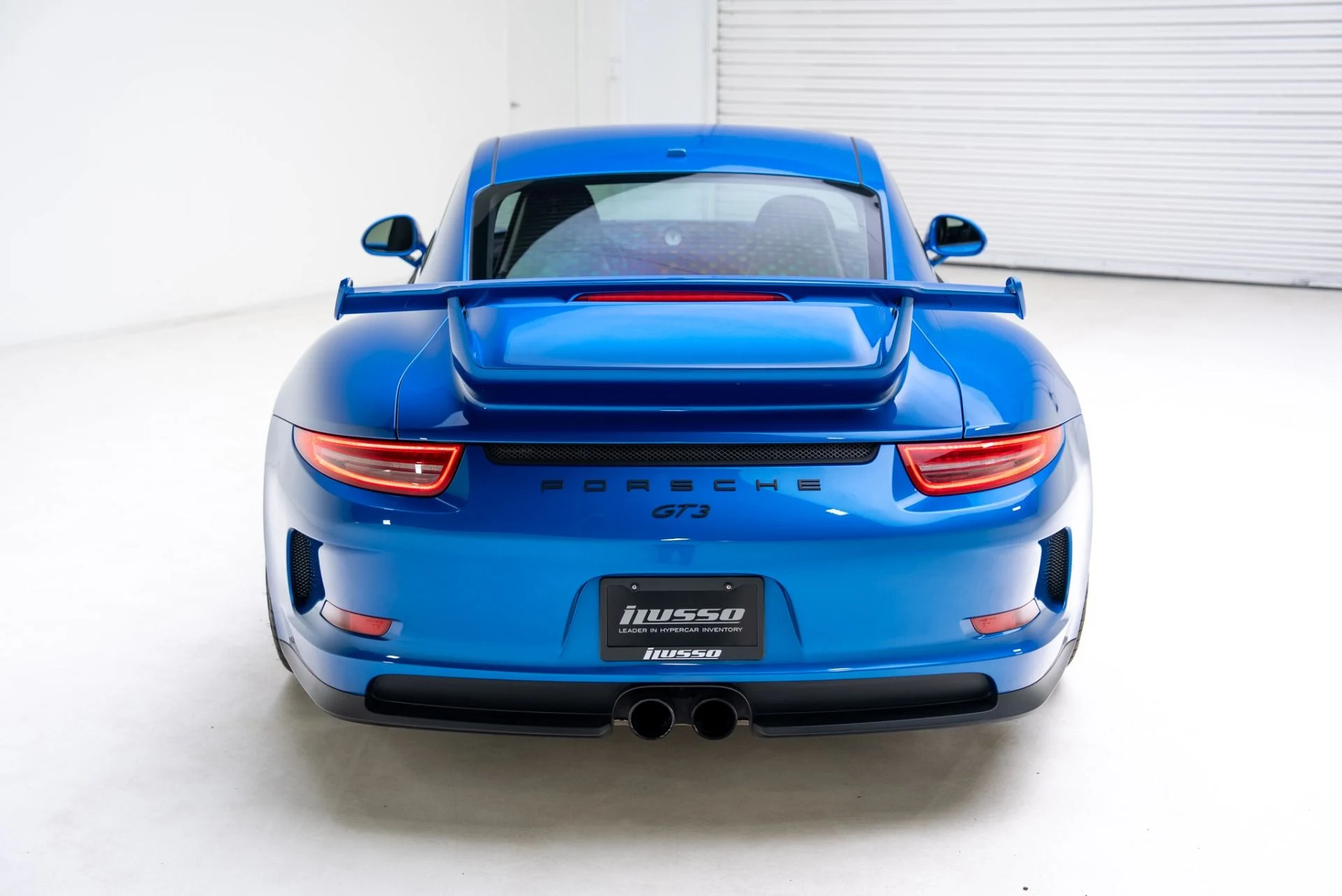 mph005_3449719329_Used_2015_Porsche_911_GT_3_1768869479_d8faf83e8d