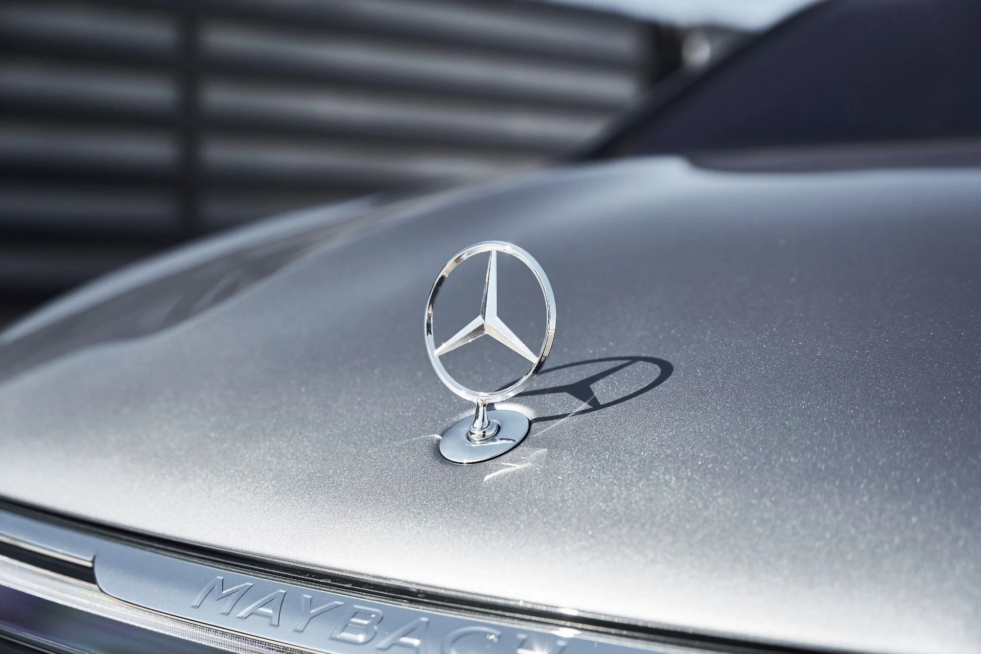 mph005_3449903294_Used_2025_Mercedes_Benz_EQS_Maybach_EQS_680_1770508779_016ad10e42