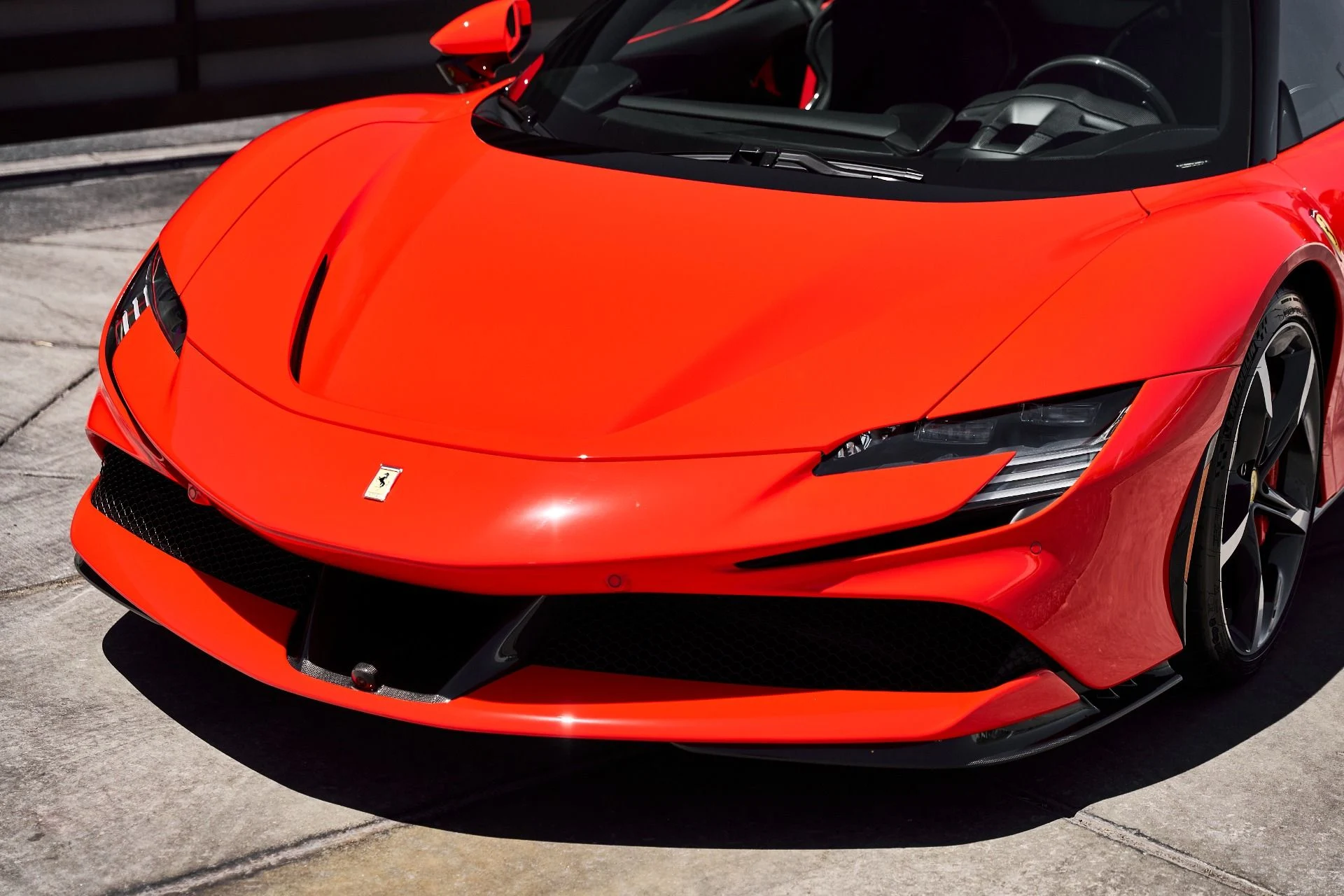 mph005_3453979487_Used_2023_Ferrari_SF_90_Spider_Base_1781118556_937c4af456