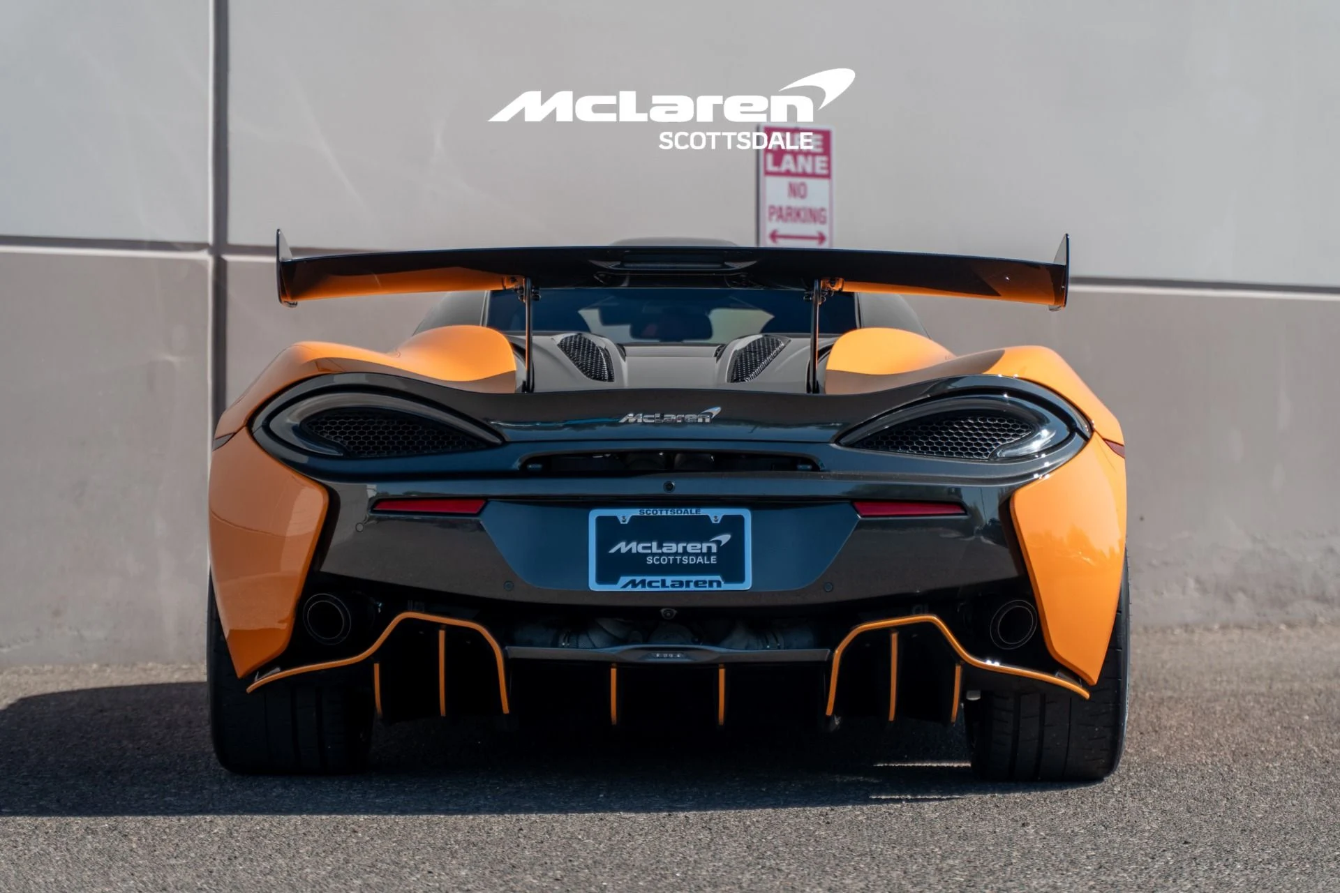 mph005_3475013290_Used_2020_MCLAREN_620_R_1775945328_67cdc0c985