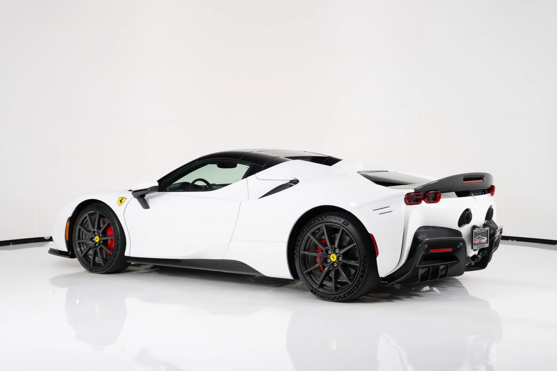 mph005_3475584094_Used_2024_Ferrari_SF_90_Spider_1753904206_756b4ec7d2