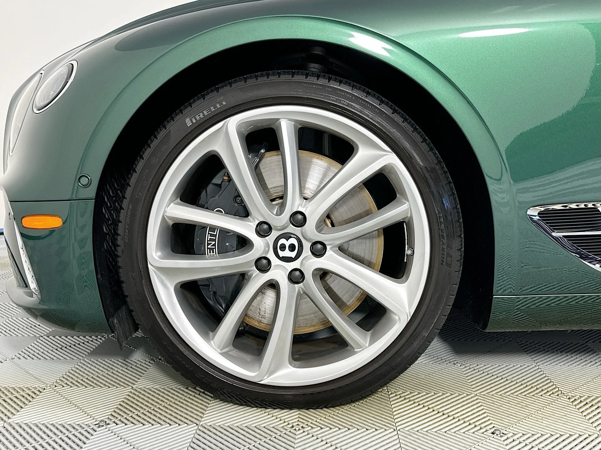 mph005_3482823212_6_cb4e3302cc