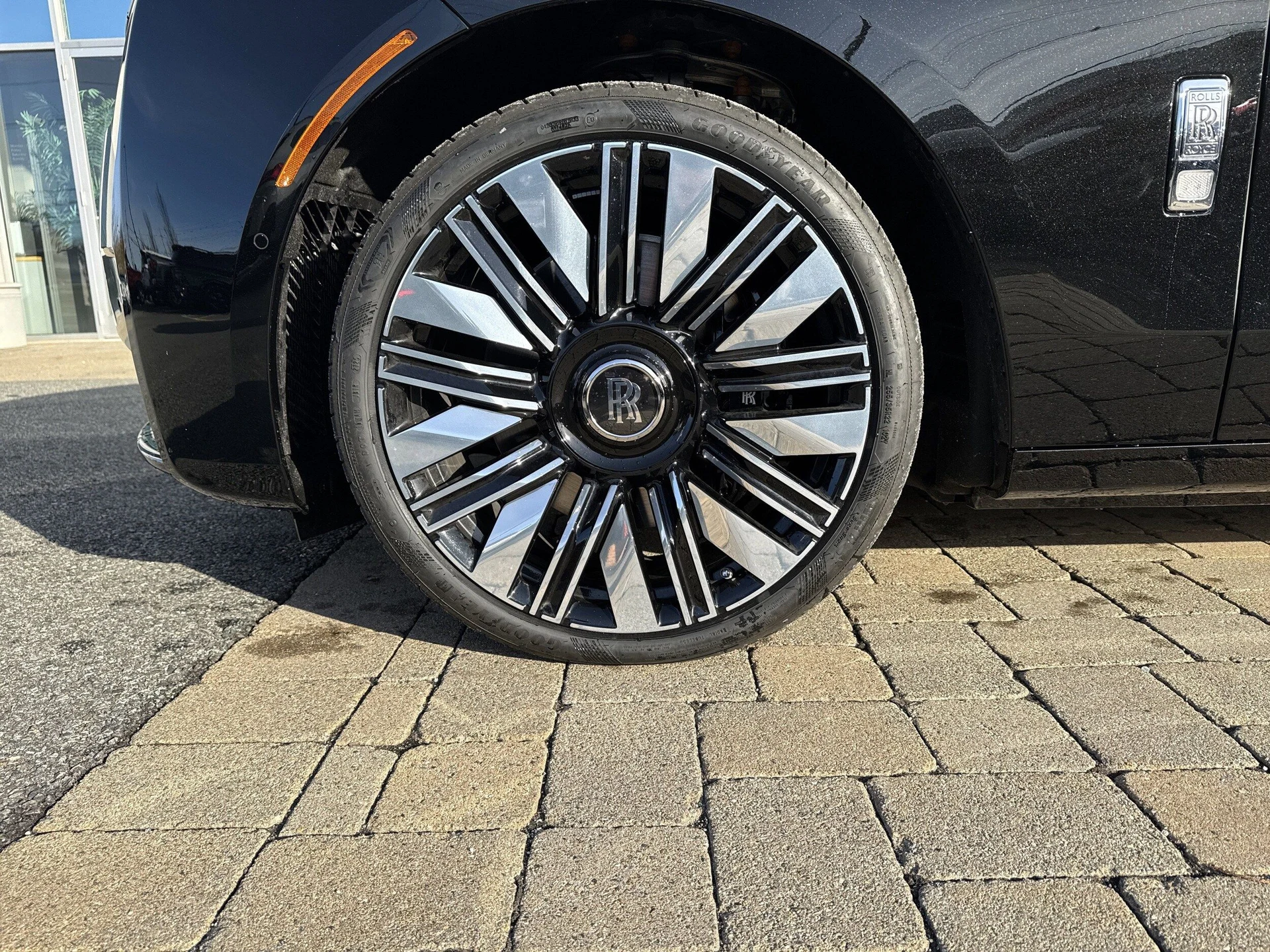 mph005_3491128546_f9bb3032cd6b0369126a7091a6548a71x_e13a704c34