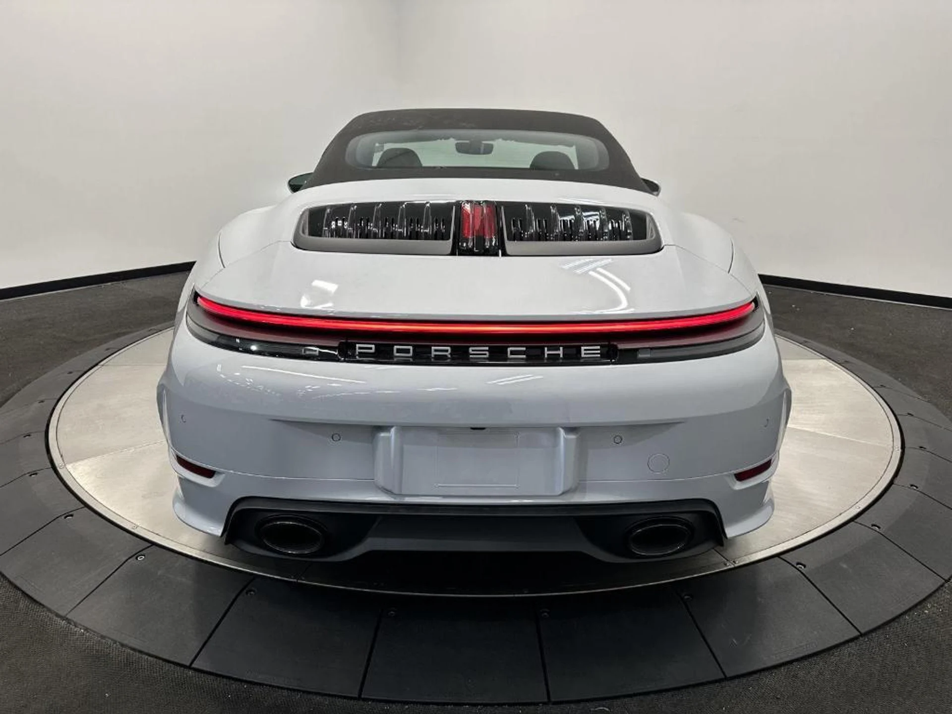 mph005_349539988_gp_CZ_40g_Xh_Q_Mu_MLBH_Tcvc_YFC_Eo_ZM_88851c3aa4