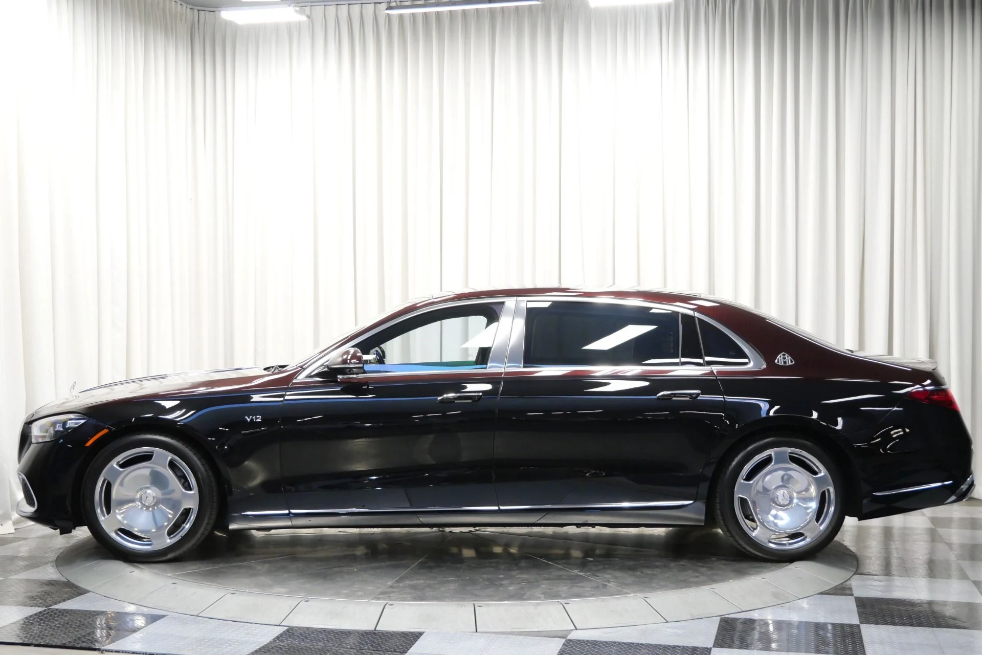 mph005_3499742000_Used_2023_Mercedes_Benz_Mercedes_Maybach_S_680_1758656012_1daff96781