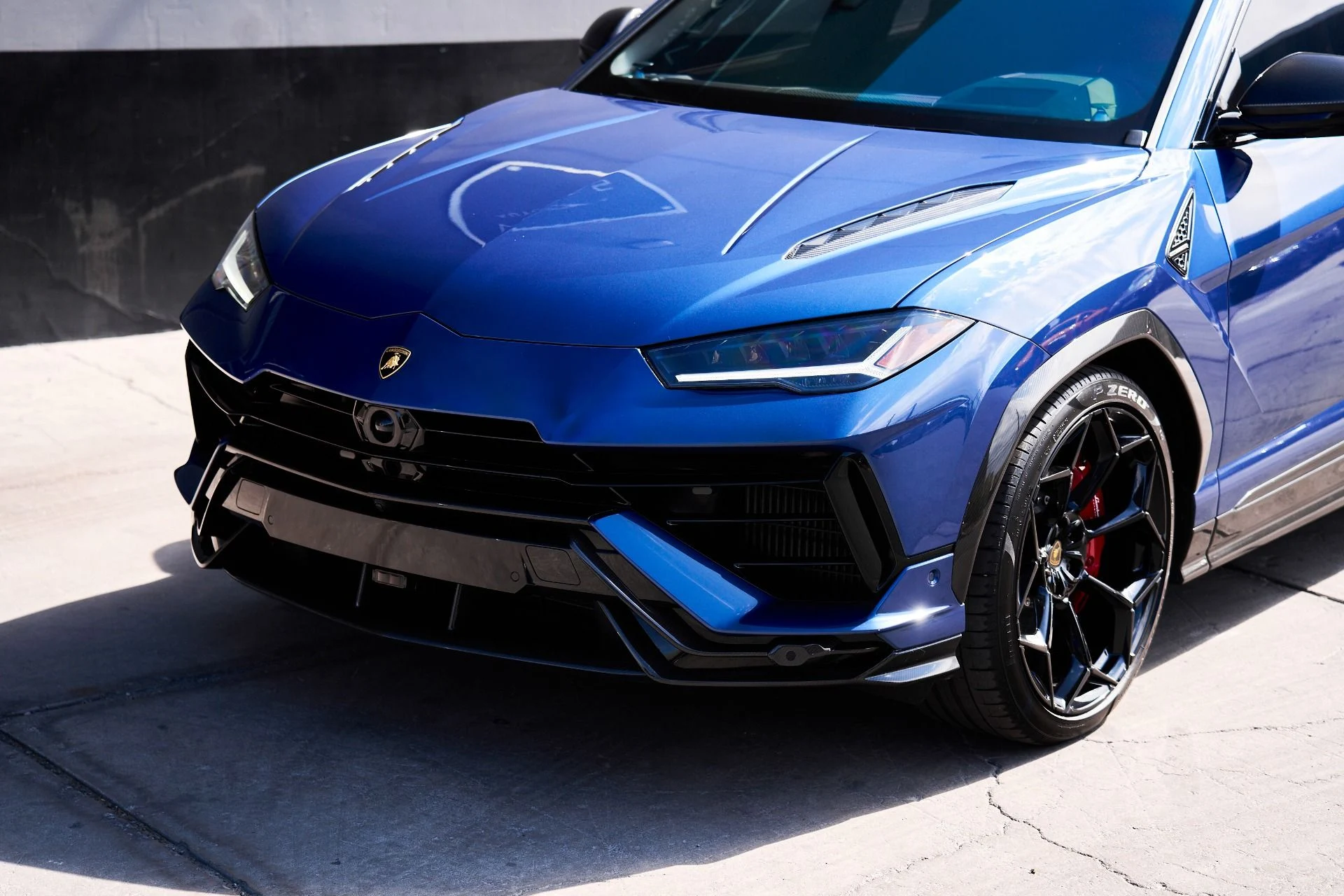 mph005_3500459072_Used_2024_Lamborghini_Urus_Performante_1751408326_985171d474