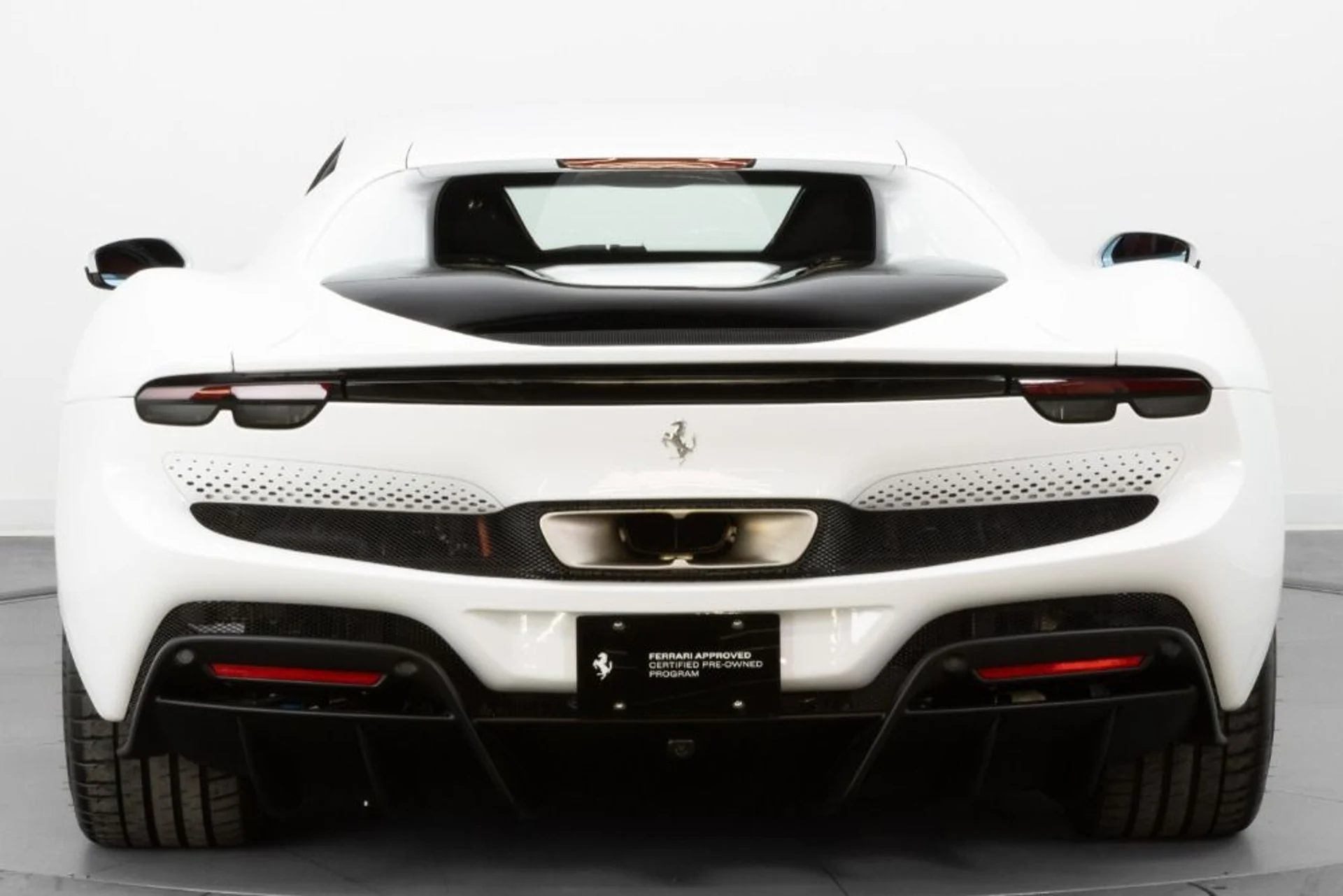 mph005_3505543322_Used_2024_Ferrari_296_GTB_c026f53806