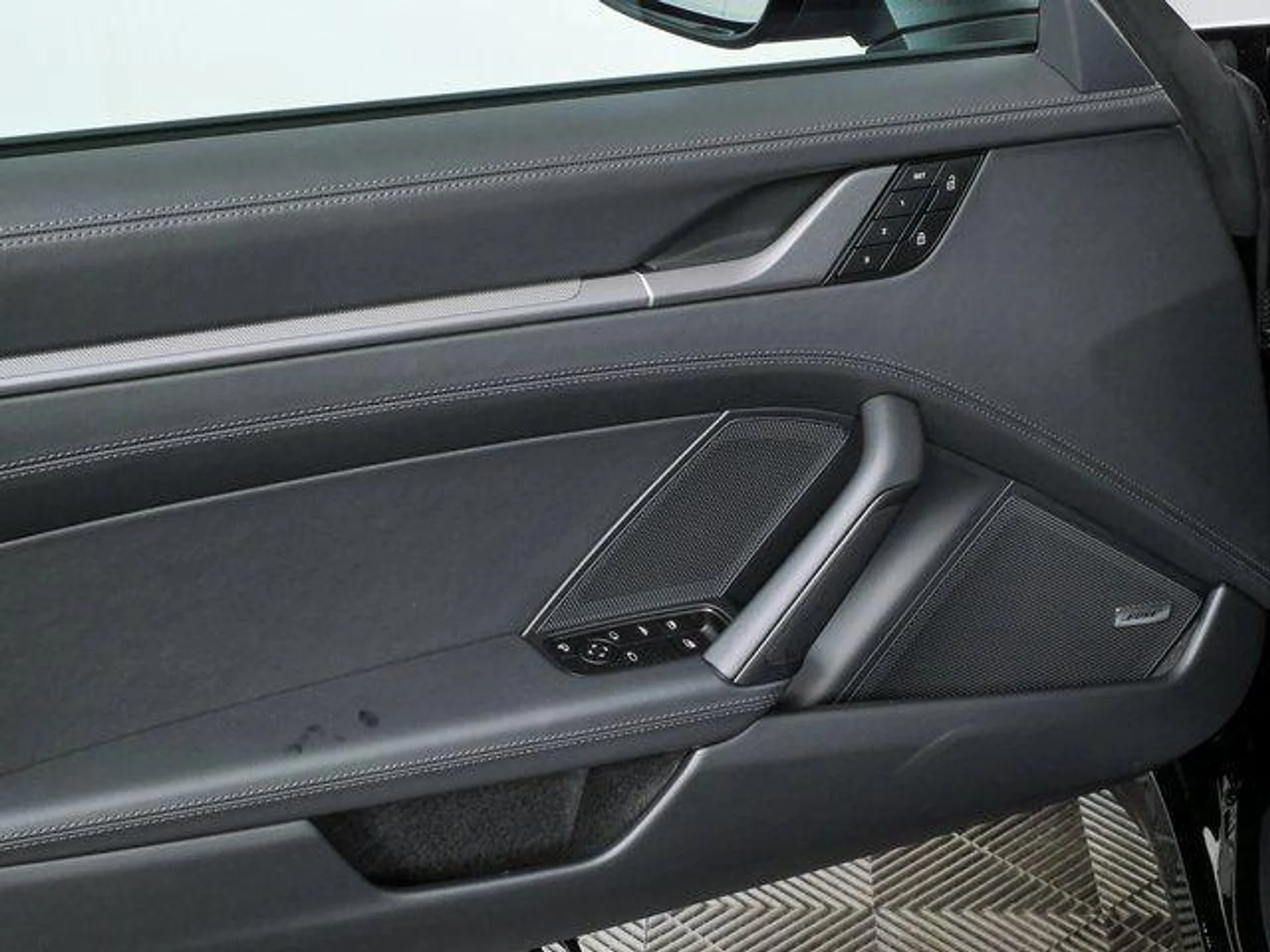 mph005_3516631084_Drow_Tesf_Z_Qs_Z_Cqaon_L_NXA_09g3_Y_49e4dcd5cb