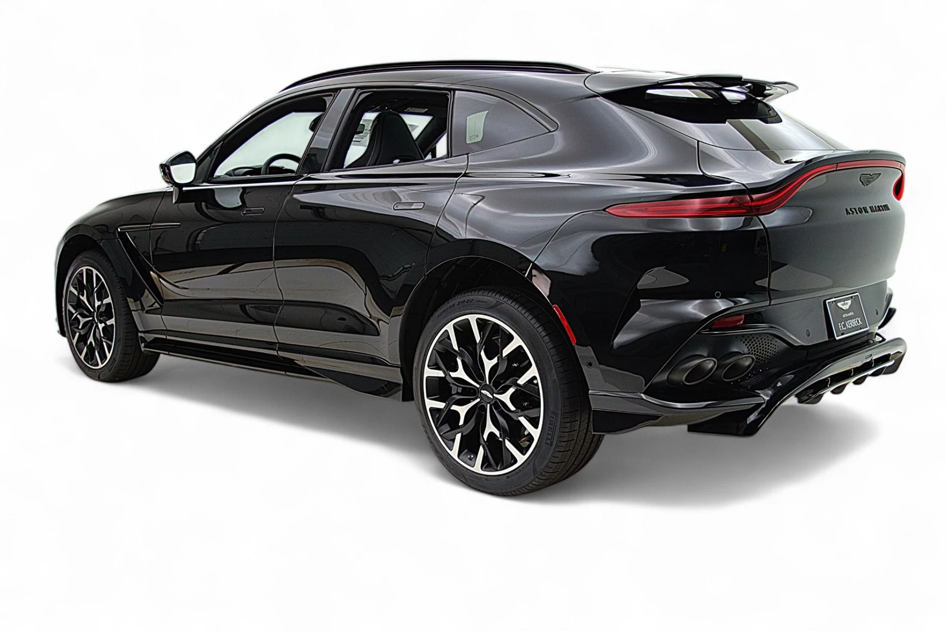 mph005_3518715220_Used_2023_Aston_Martin_DBX_707_0e4eeaea88