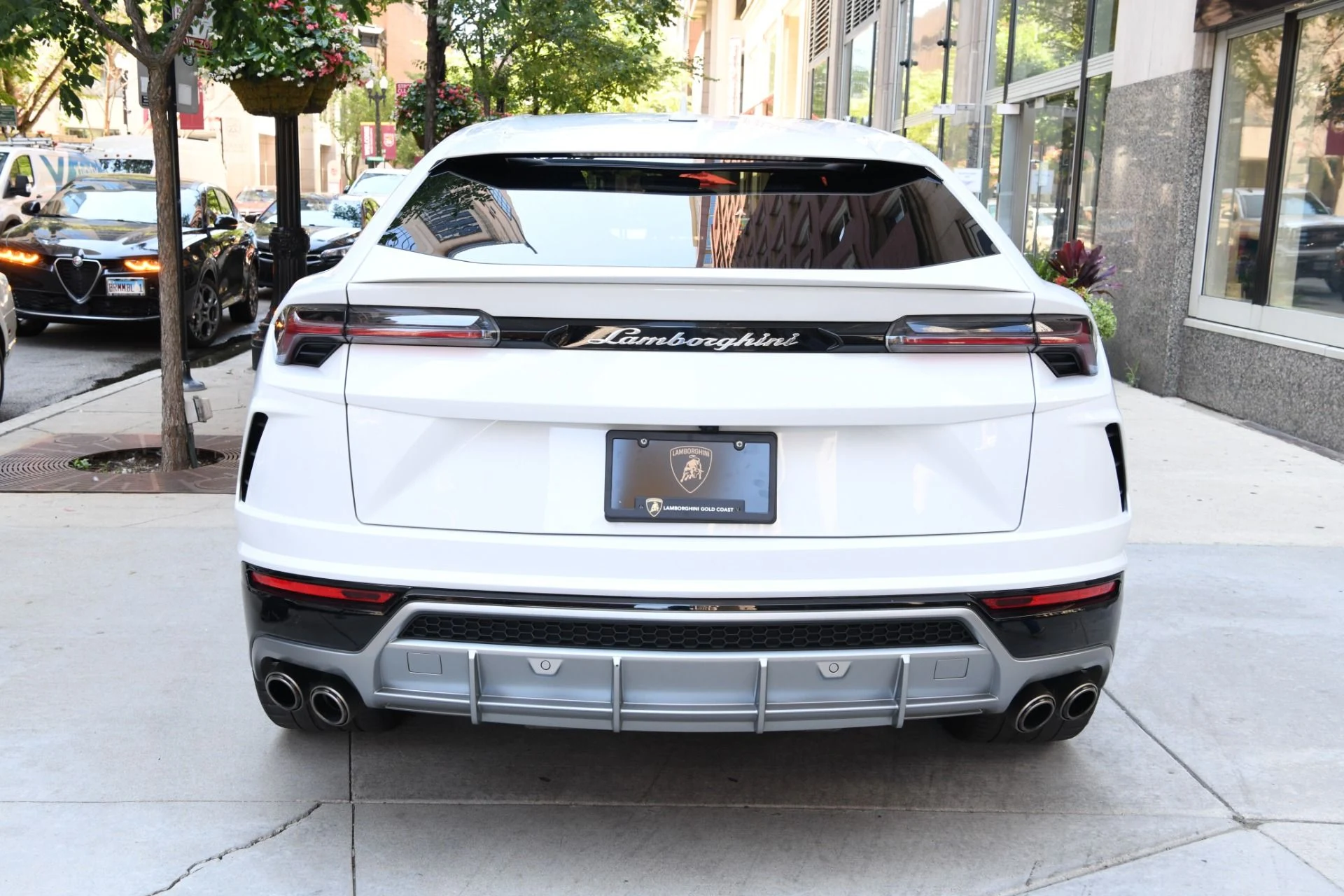 mph005_3521770188_Used_2021_Lamborghini_Urus_1752869032_a0da75fe73