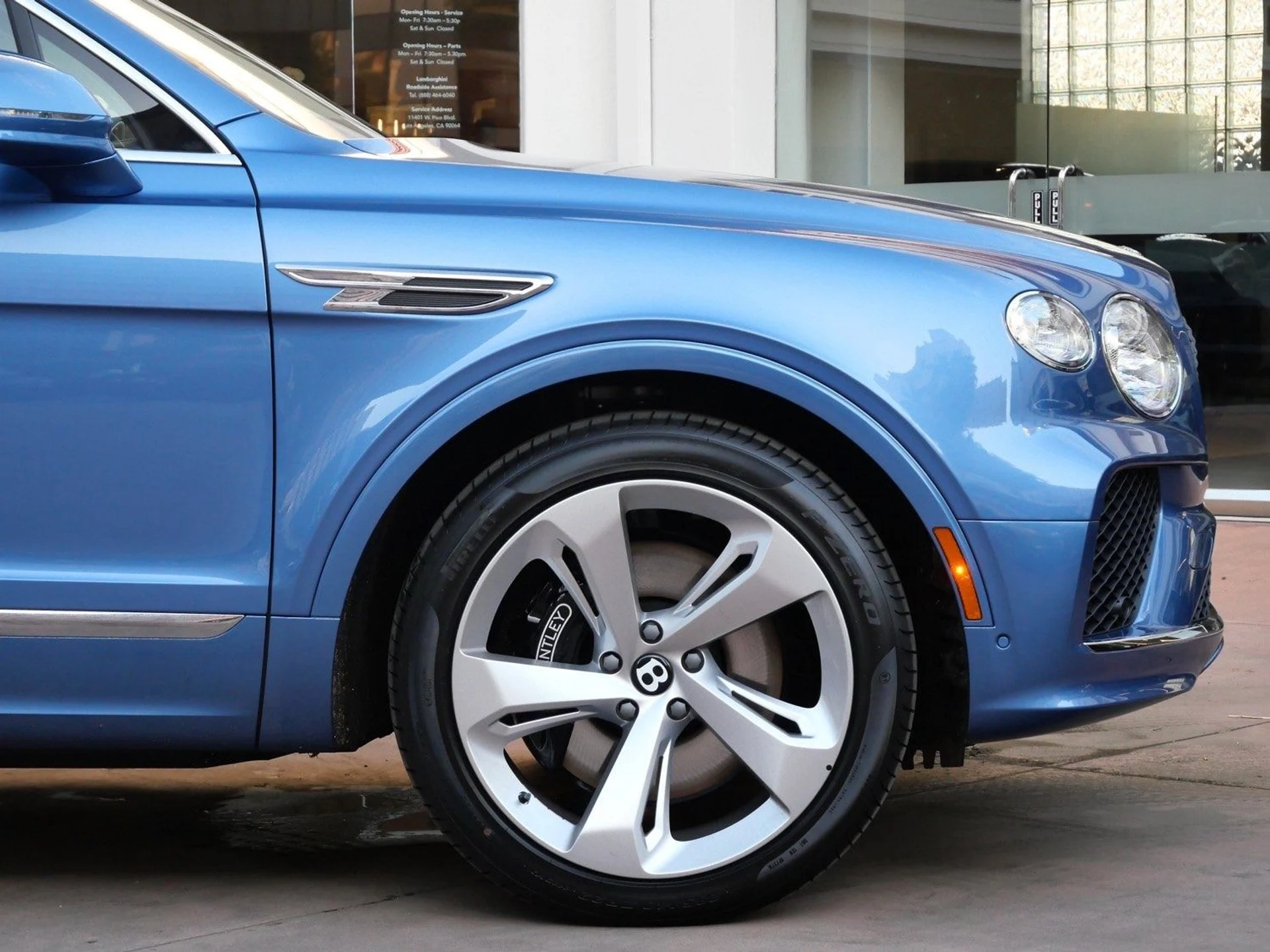 mph005_3523742502_4df71d95acdee3bbe19bf8c47b08f586x_b00722145e