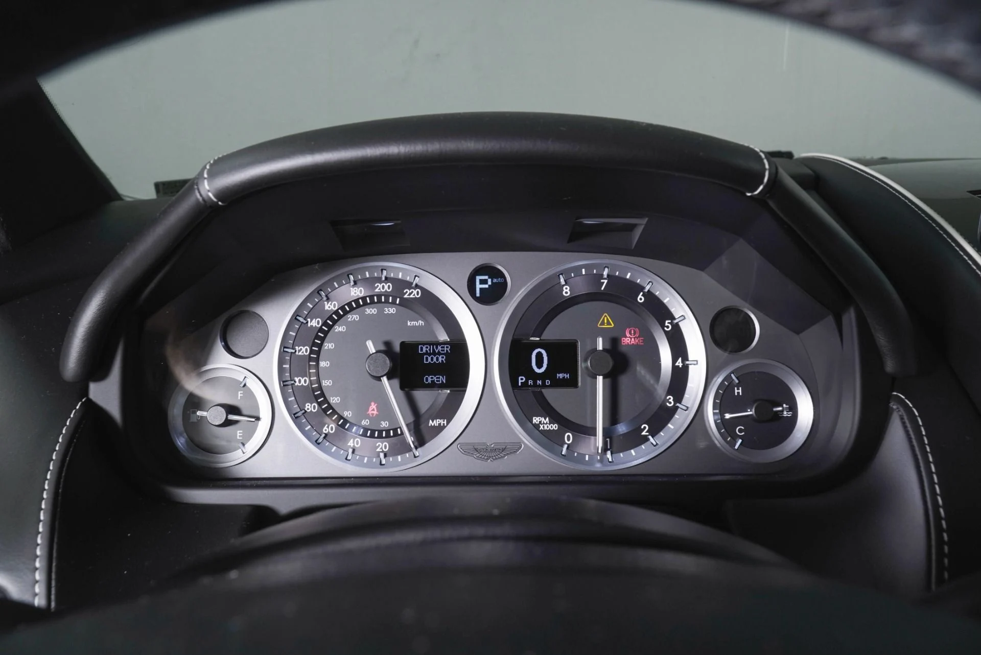 mph005_3531271238_Used_2015_Aston_Martin_DB_9_1781892981_2a602b6e56