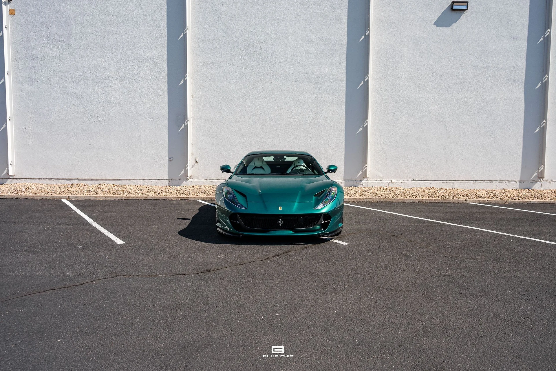 mph005_353501042_6a612ff52758ccf4132e232c_23798_202022_20_Ferrari_20812_20_GTS_20_Verde_20_British_06_1f9be6ddfa
