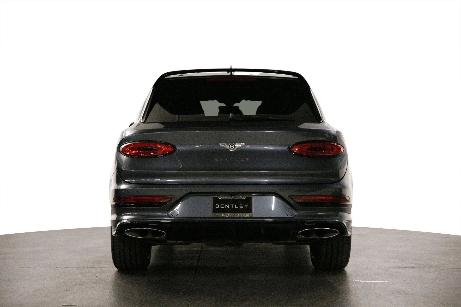mph005_3541839014_Used_2022_Bentley_Bentayga_Speed_1700744464_f55ae1d35a