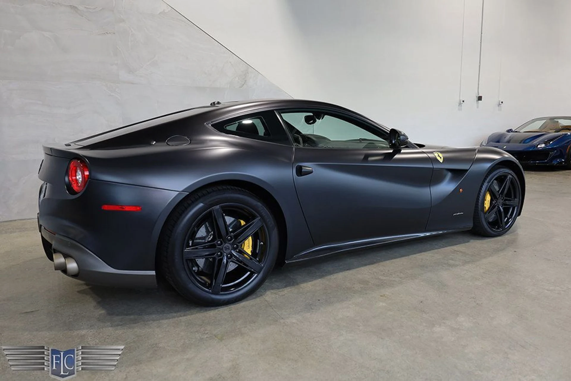 mph005_3553705373_used_2014_ferrari_f12berlinetta_2drcoupe_9689_22910558_6_1024_3fdbcd6b7d