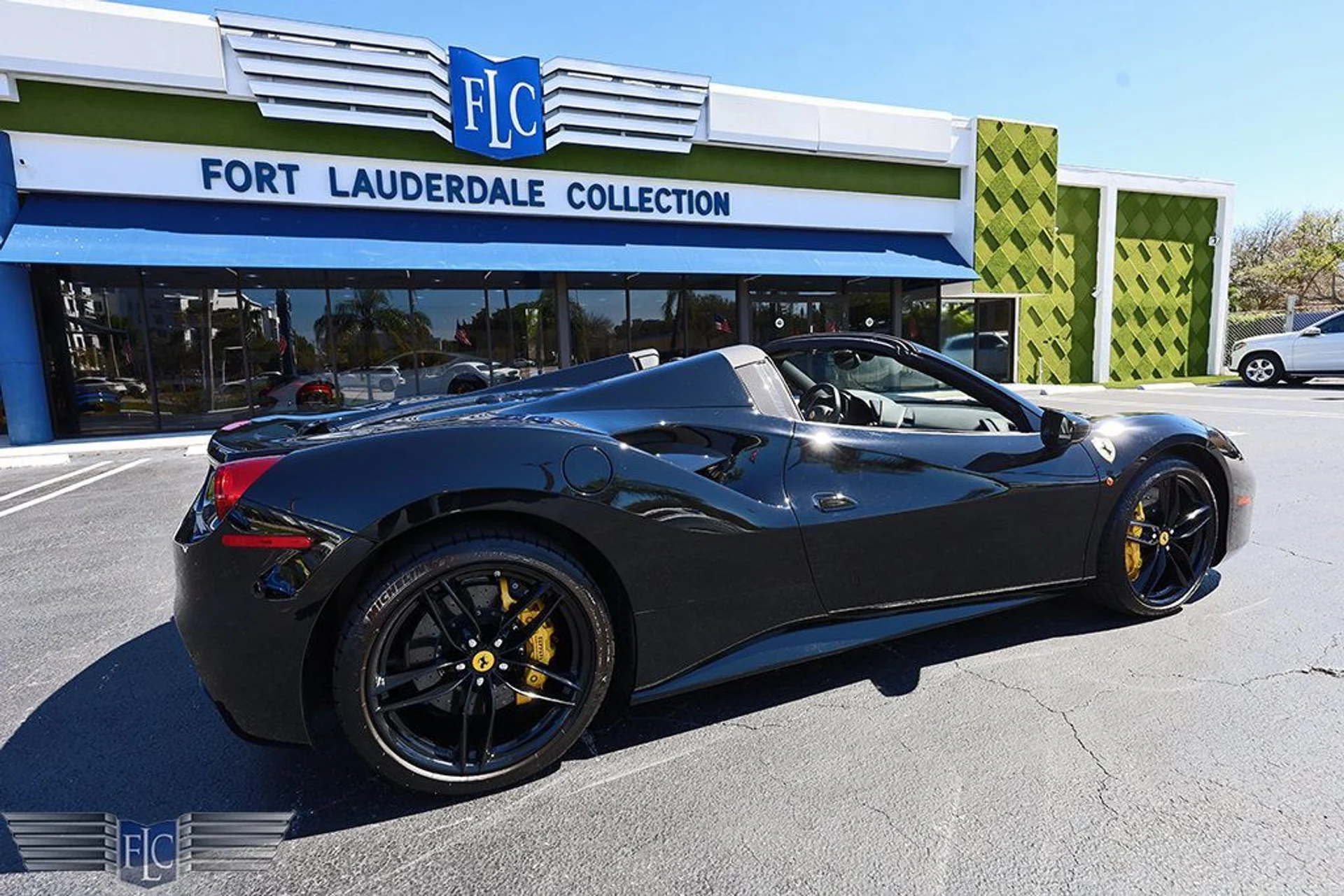 mph005_3553825189_used_2019_ferrari_488_spider_convertible_6305_22989830_6_1024_8f714e366b