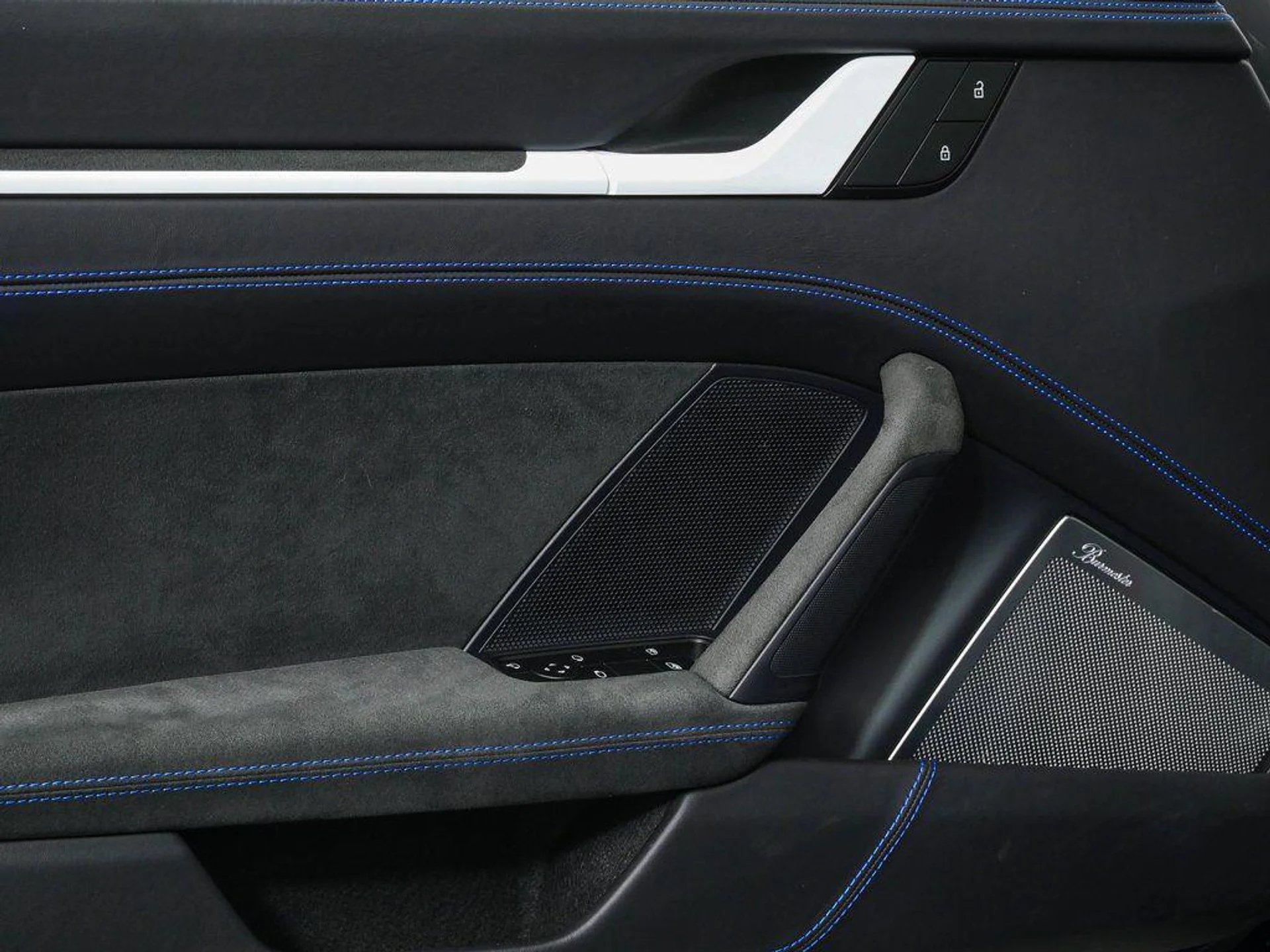 mph005_3554747162_j9k_UK_6_E_JTJ_Rg_TH_Ia_El_Bk5r_H_Ngg_219e37b334