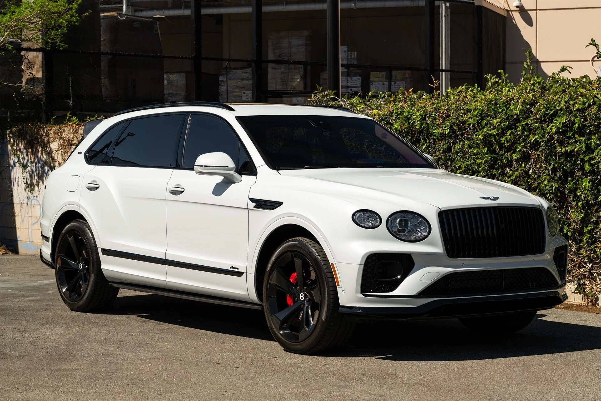 mph005_3555228216_Used_2023_Bentley_Bentayga_EWB_Azure_V8_1790986888_3c54a81cc8