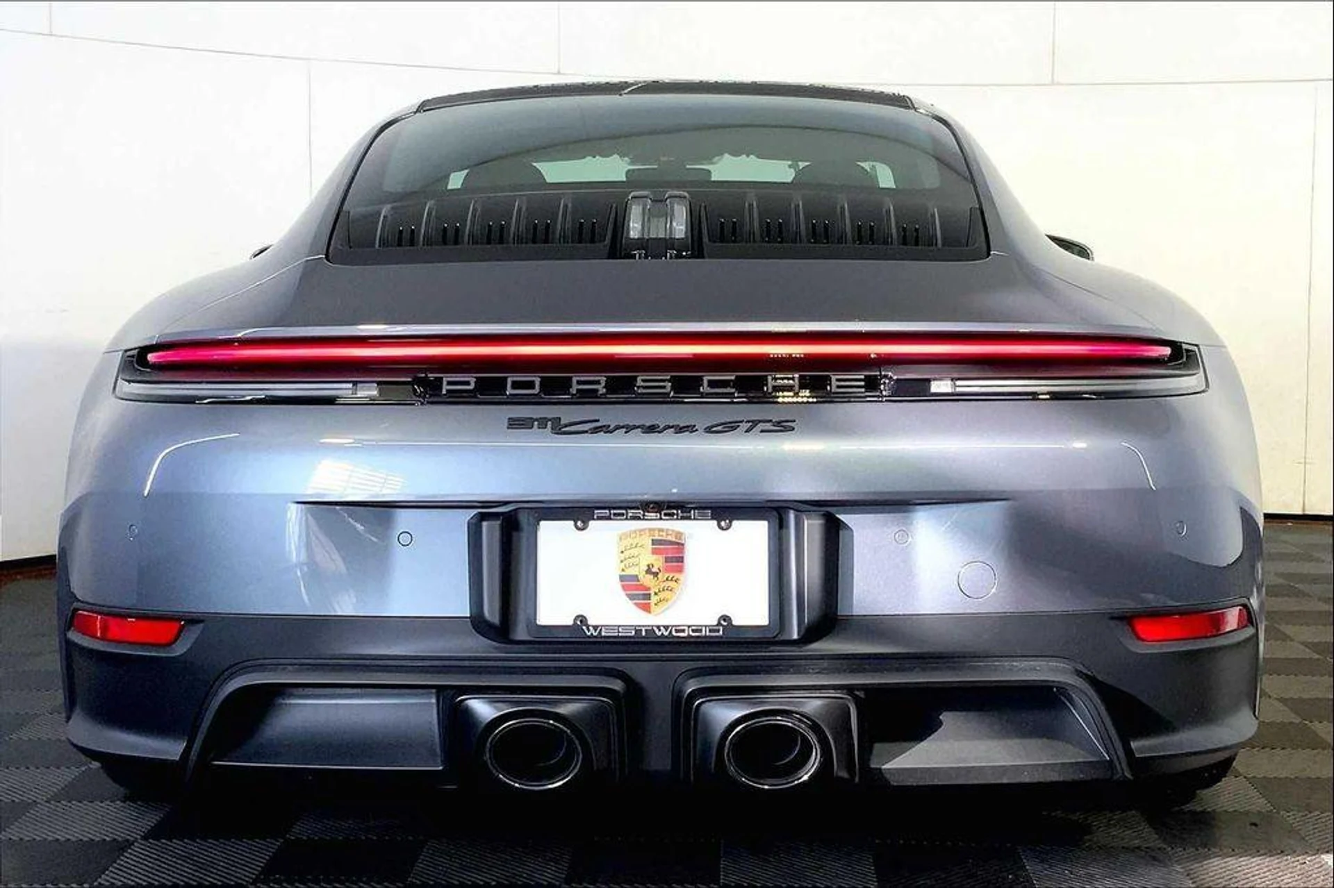 mph005_357859122_bu_Ujibzin_Cbo_Ew_Ln_DAIP_7v_Csfww_e3b9ce2b25