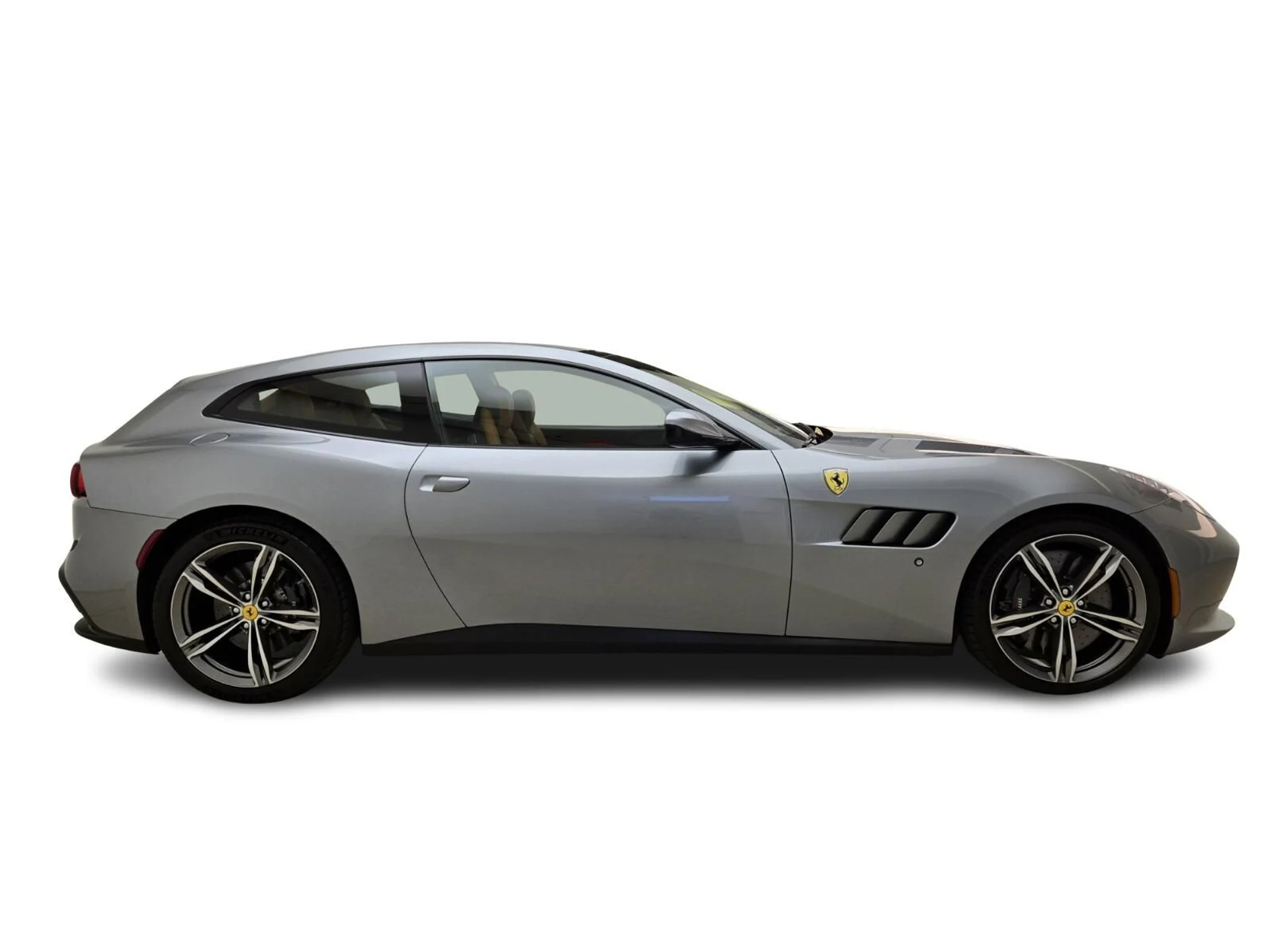 mph005_3580034007_Used_2017_Ferrari_GTC_4_Lusso_V12_1768977447_2eba232d52