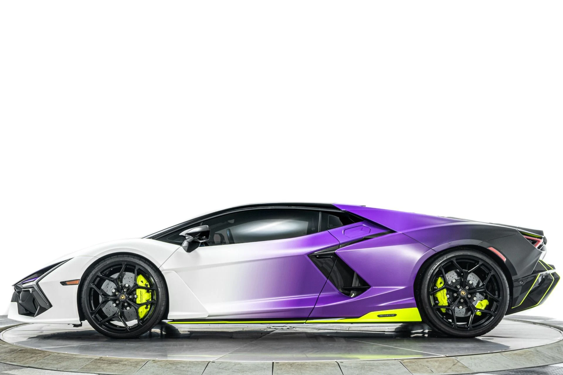 mph005_3591265818_Used_2025_Lamborghini_Revuelto_1001_Horsepower_Multicolor_Matte_Wrap_High_Tech_Pack_1781554608_cf210bf732
